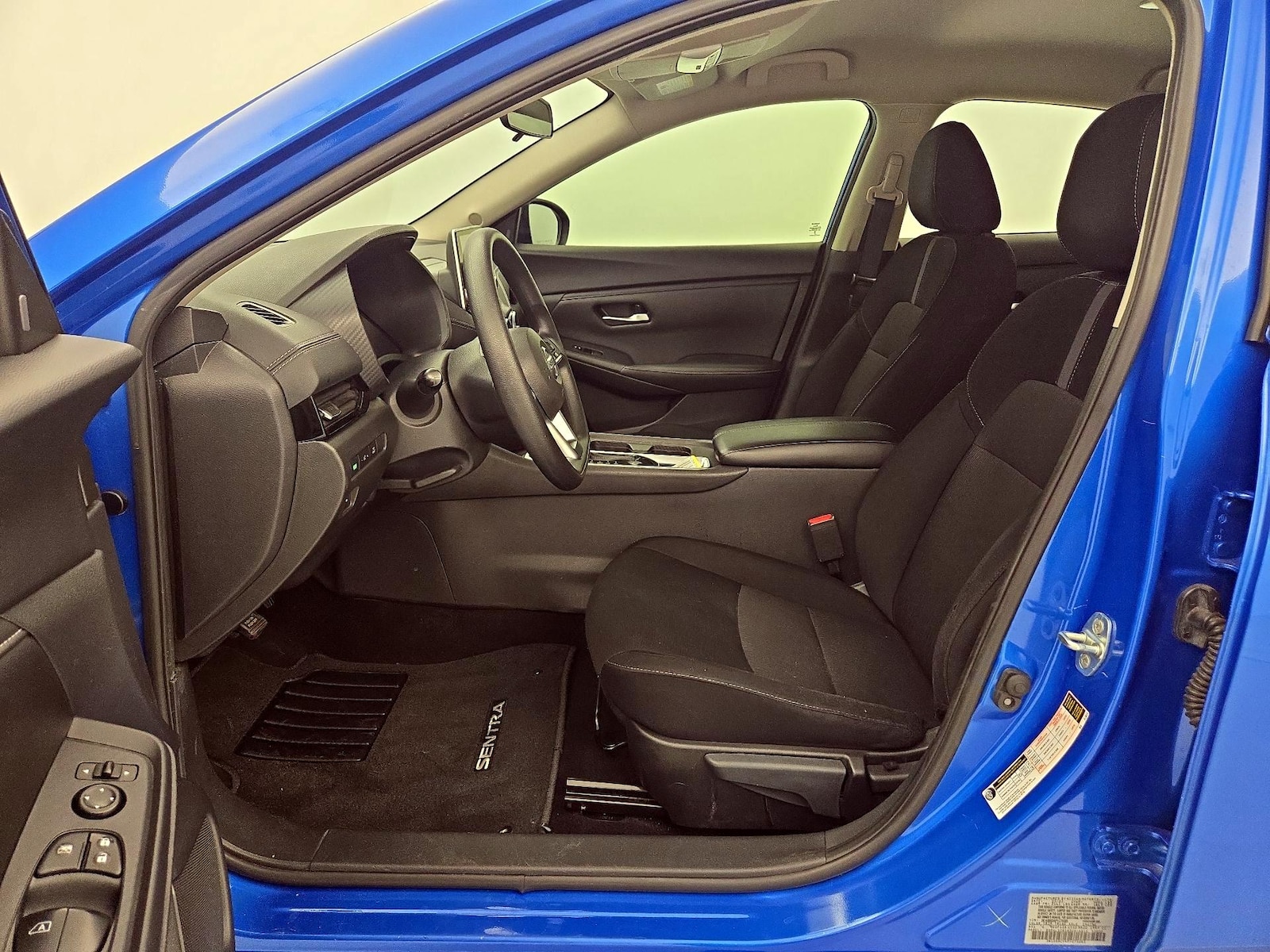2023 Nissan Sentra SV - Photo 12