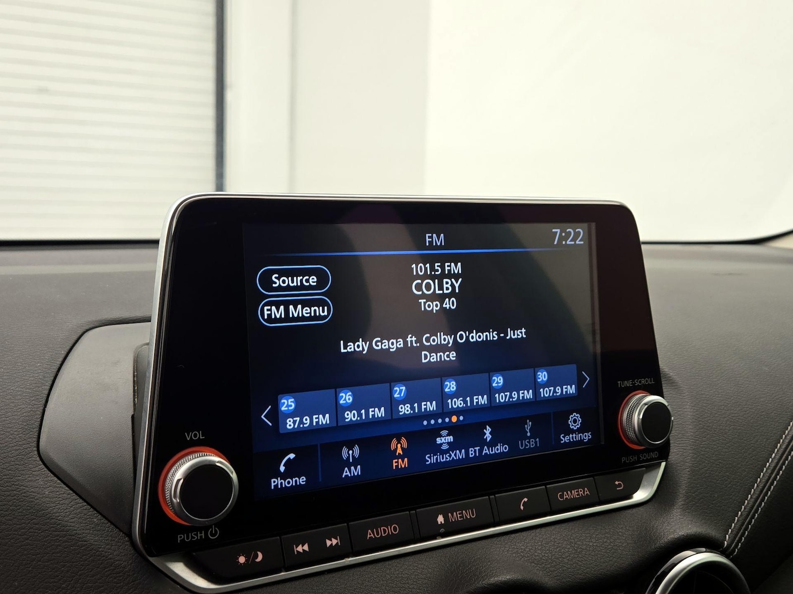 2023 Nissan Sentra SV - Photo 16