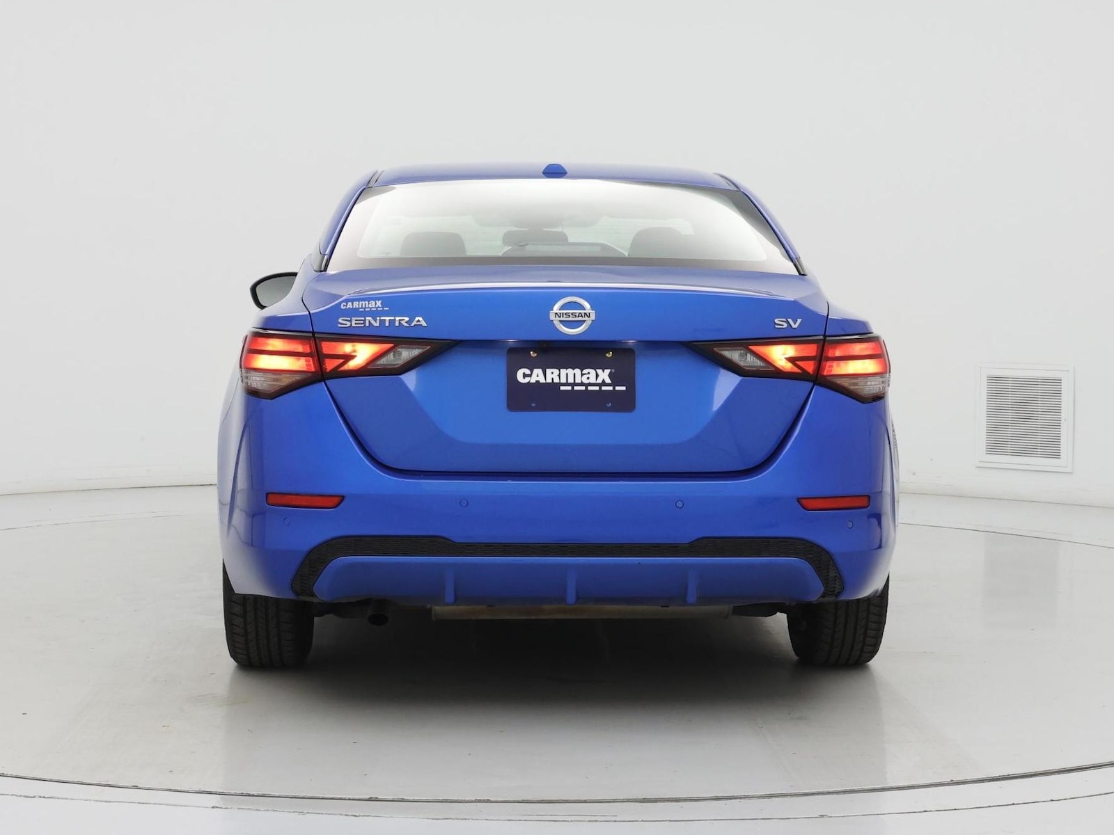 2023 Nissan Sentra SV - Photo 7