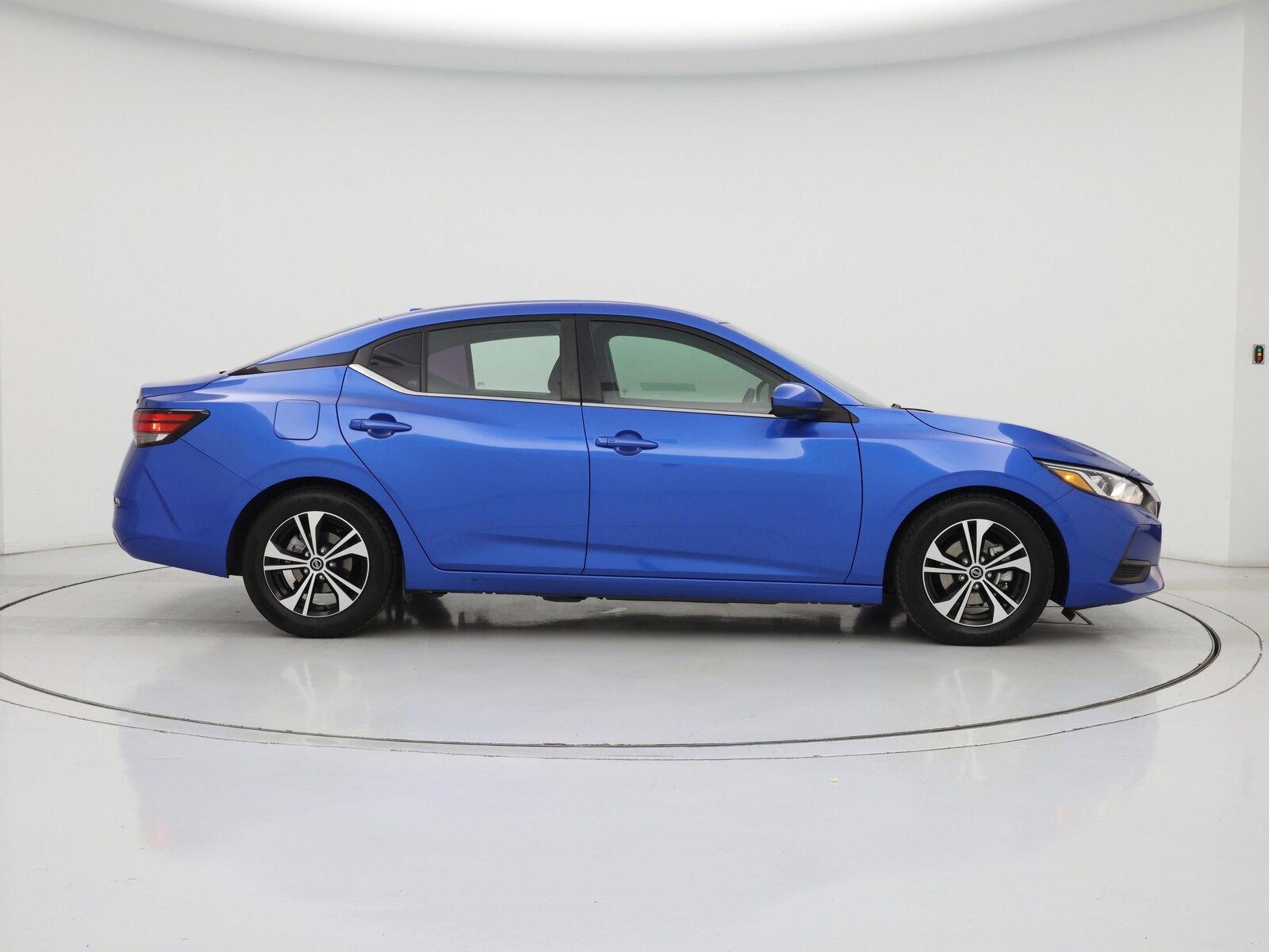 2023 Nissan Sentra SV - Photo 8