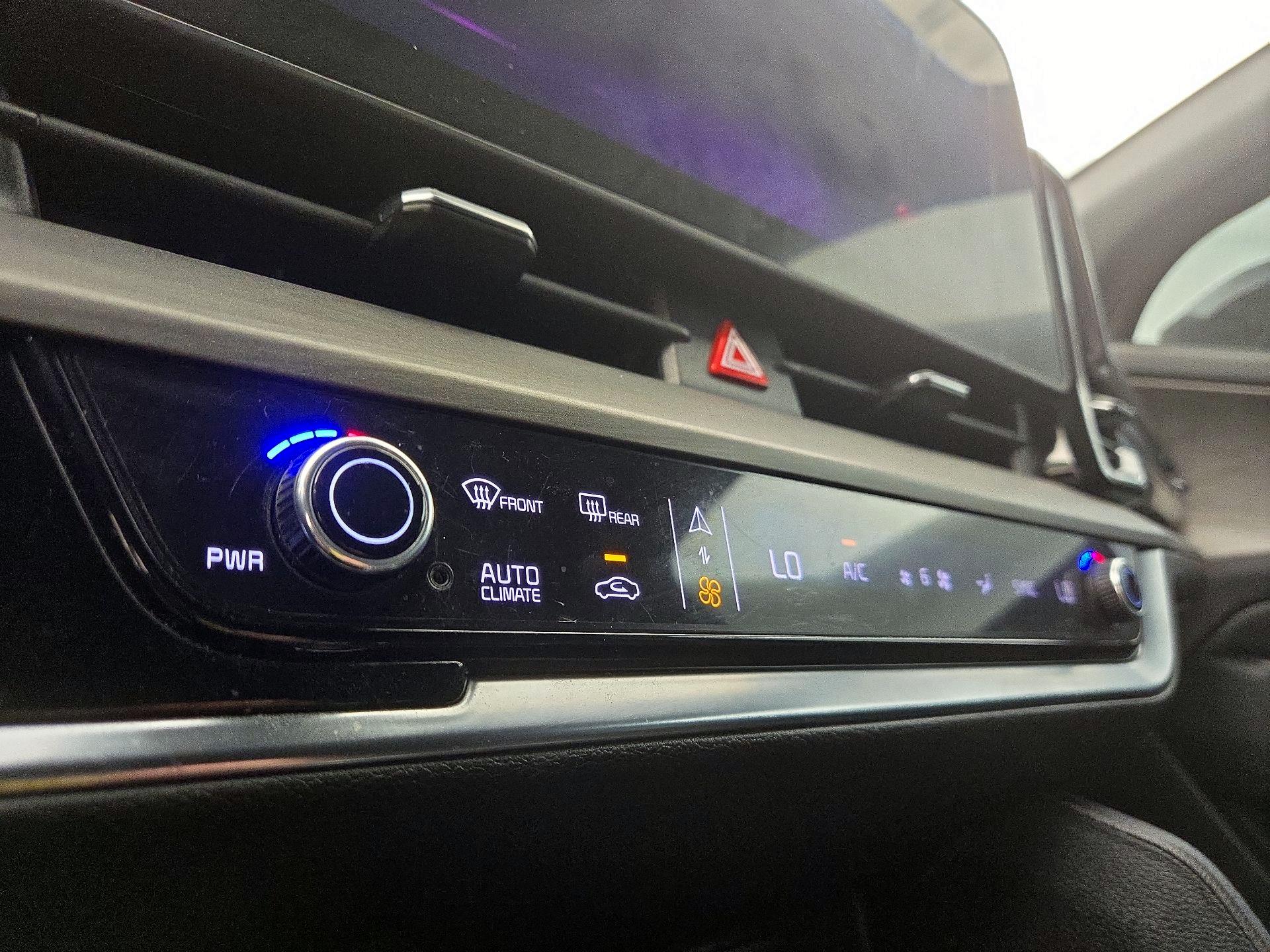 Thumbnail: 2023 Kia Sportage - 17