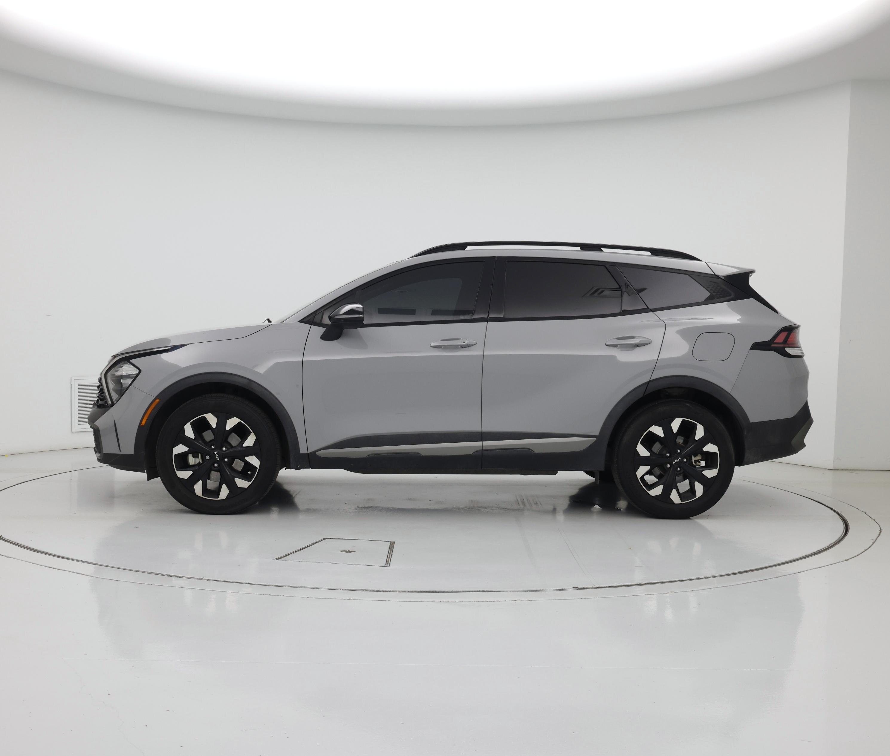 Thumbnail: 2023 Kia Sportage - 3