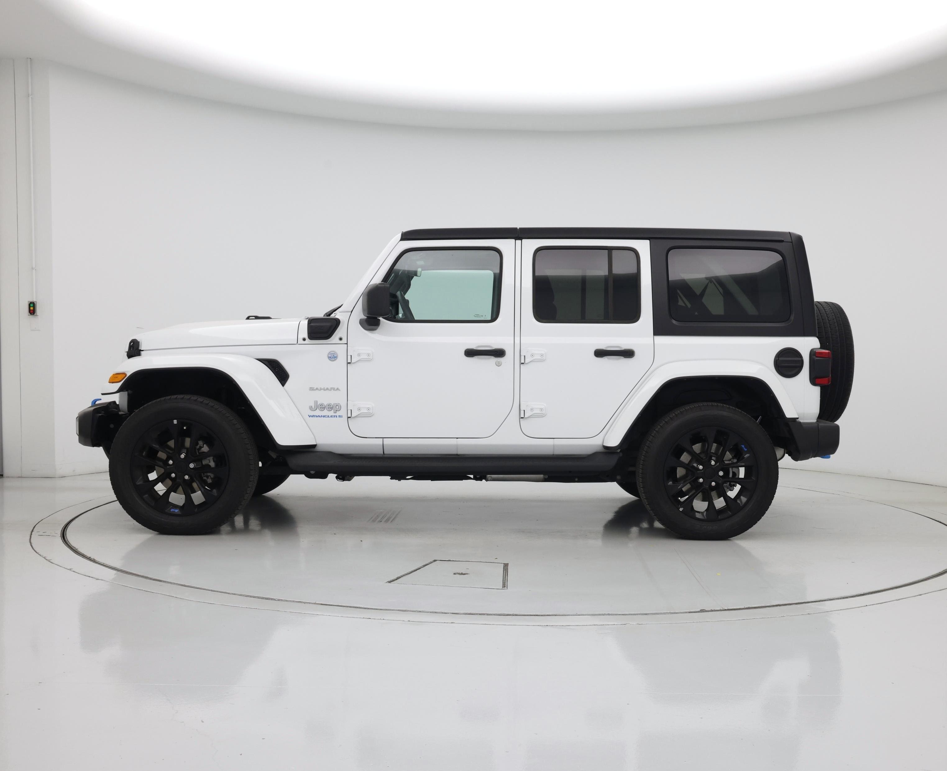 Thumbnail: 2023 Jeep Wrangler - 3