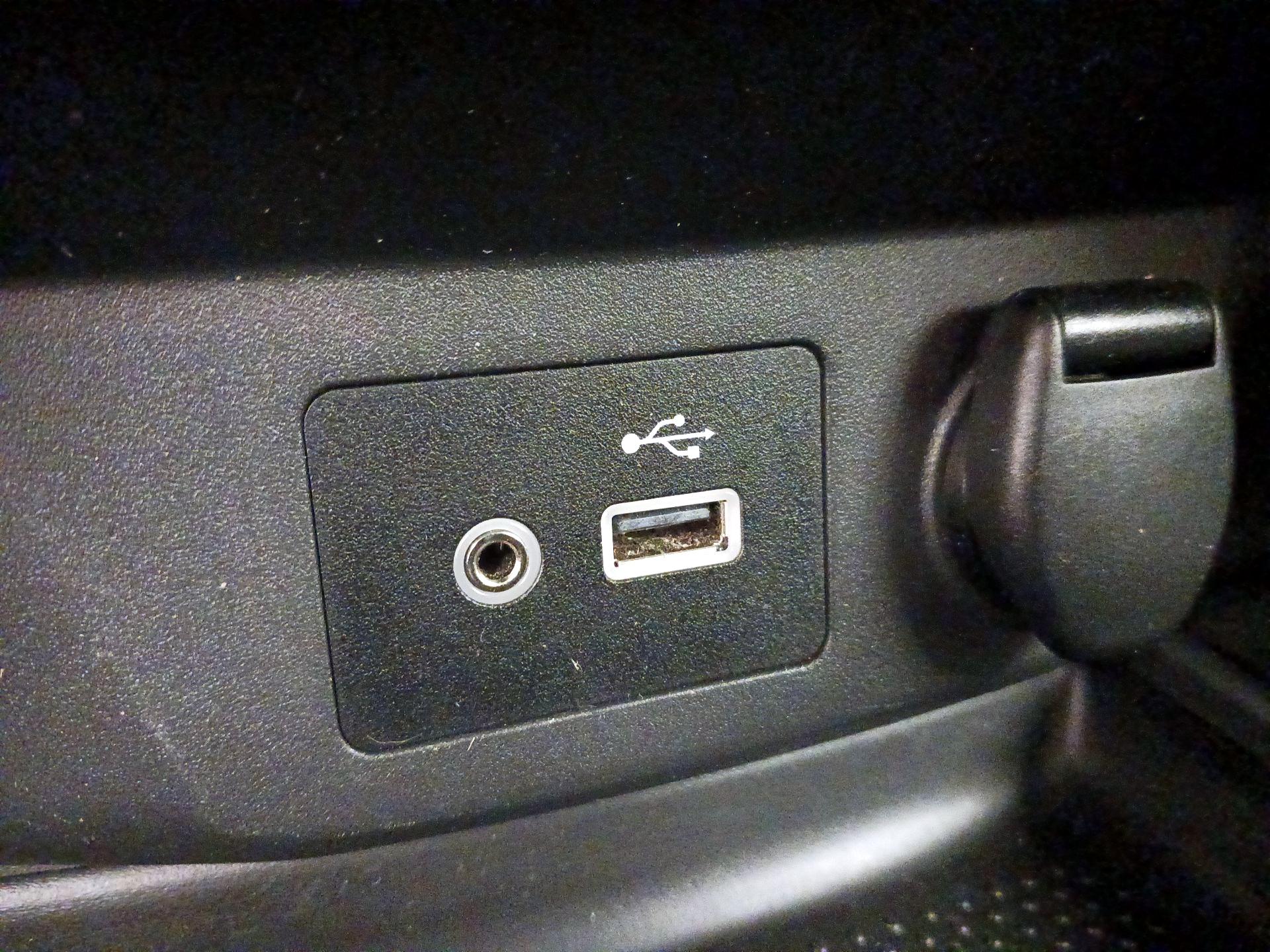 Thumbnail: 2018 Nissan Rogue - 18