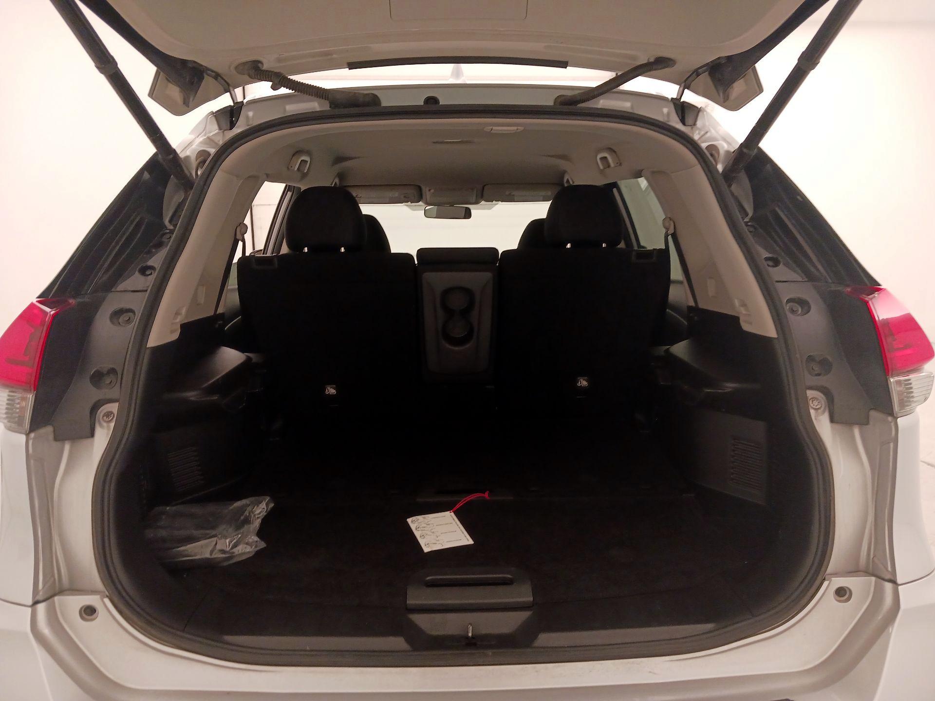 Thumbnail: 2018 Nissan Rogue - 20