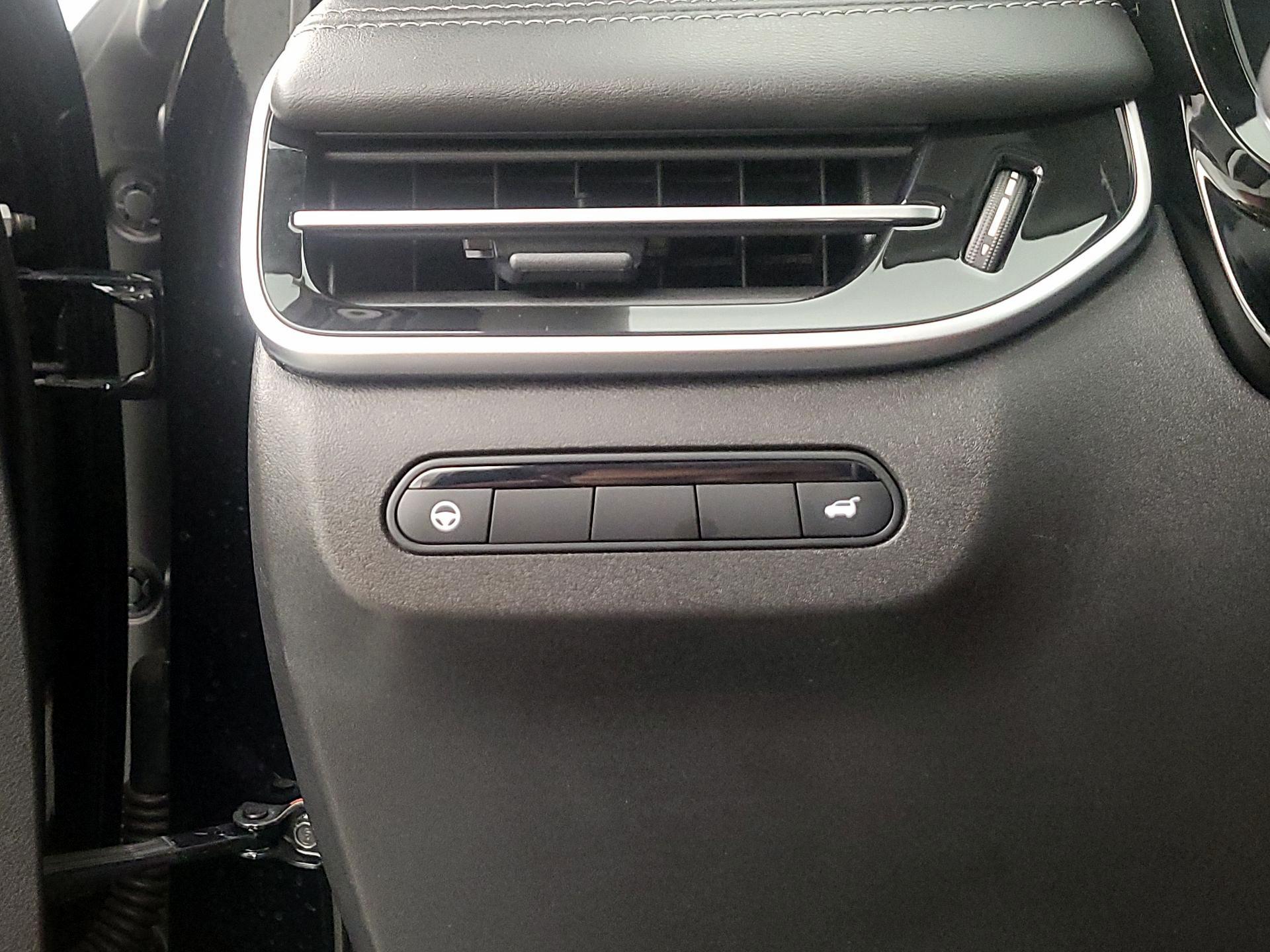 Thumbnail: 2024 INFINITI QX60 - 13