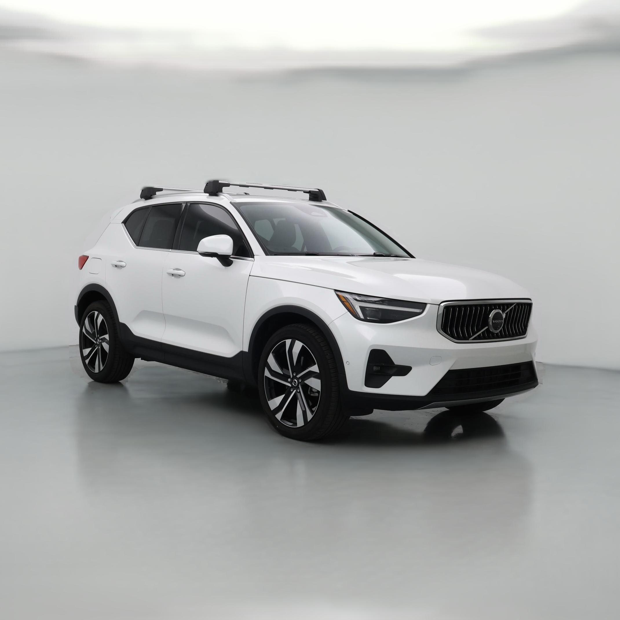 Thumbnail: 2024 Volvo XC40 - 1