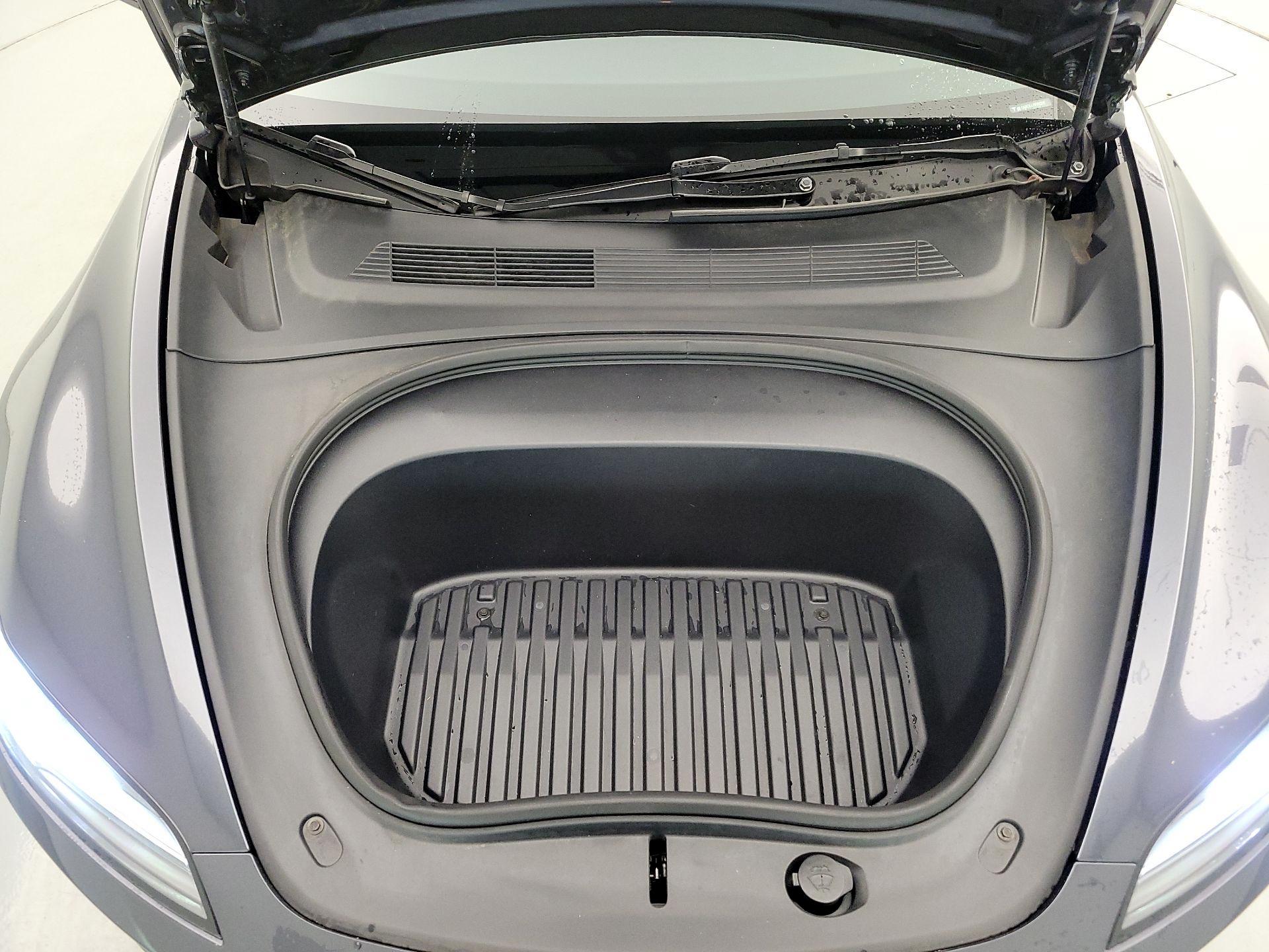 Thumbnail: 2025 Tesla Model 3 - 20