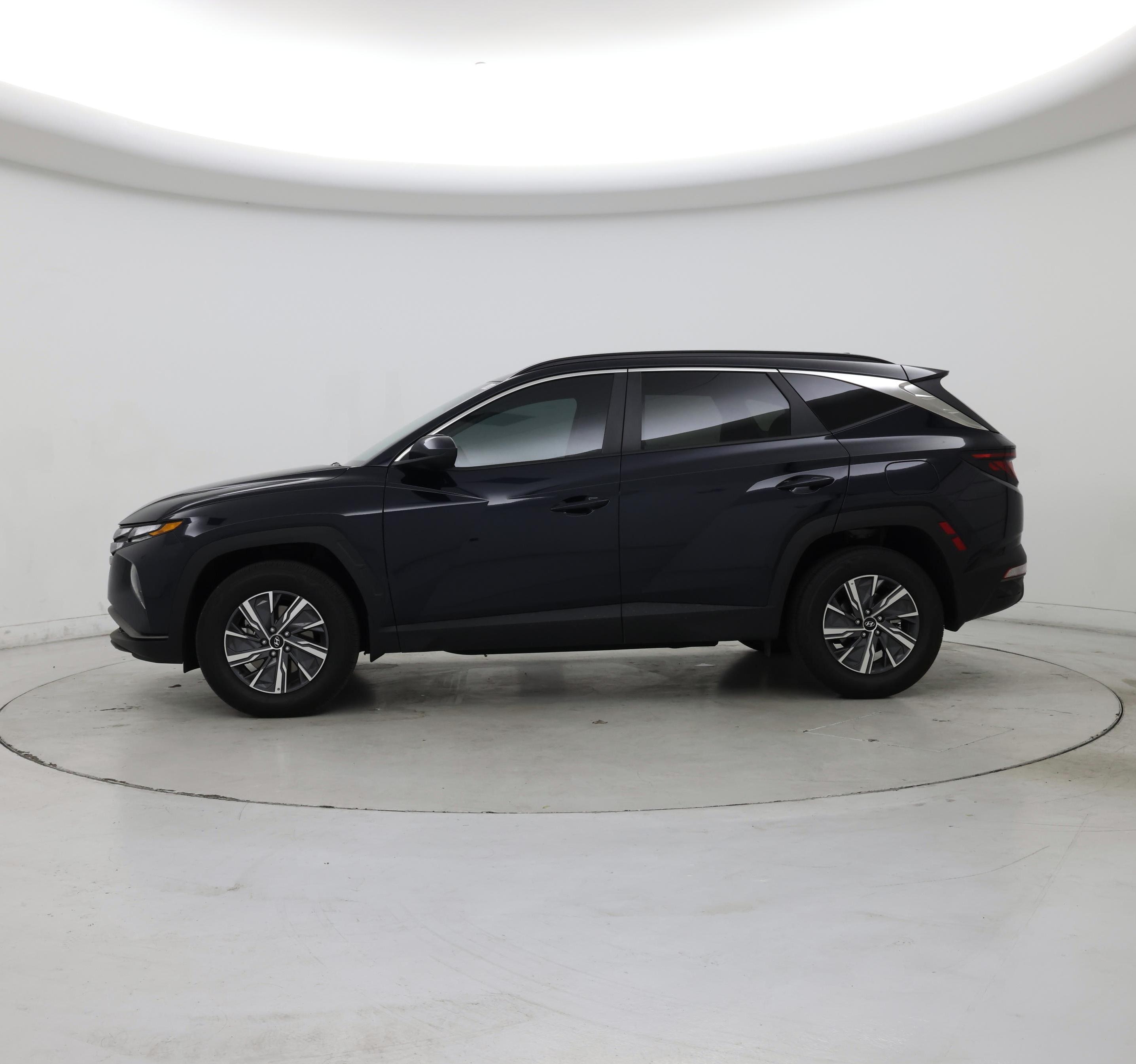 Thumbnail: 2024 Hyundai Tucson - 3