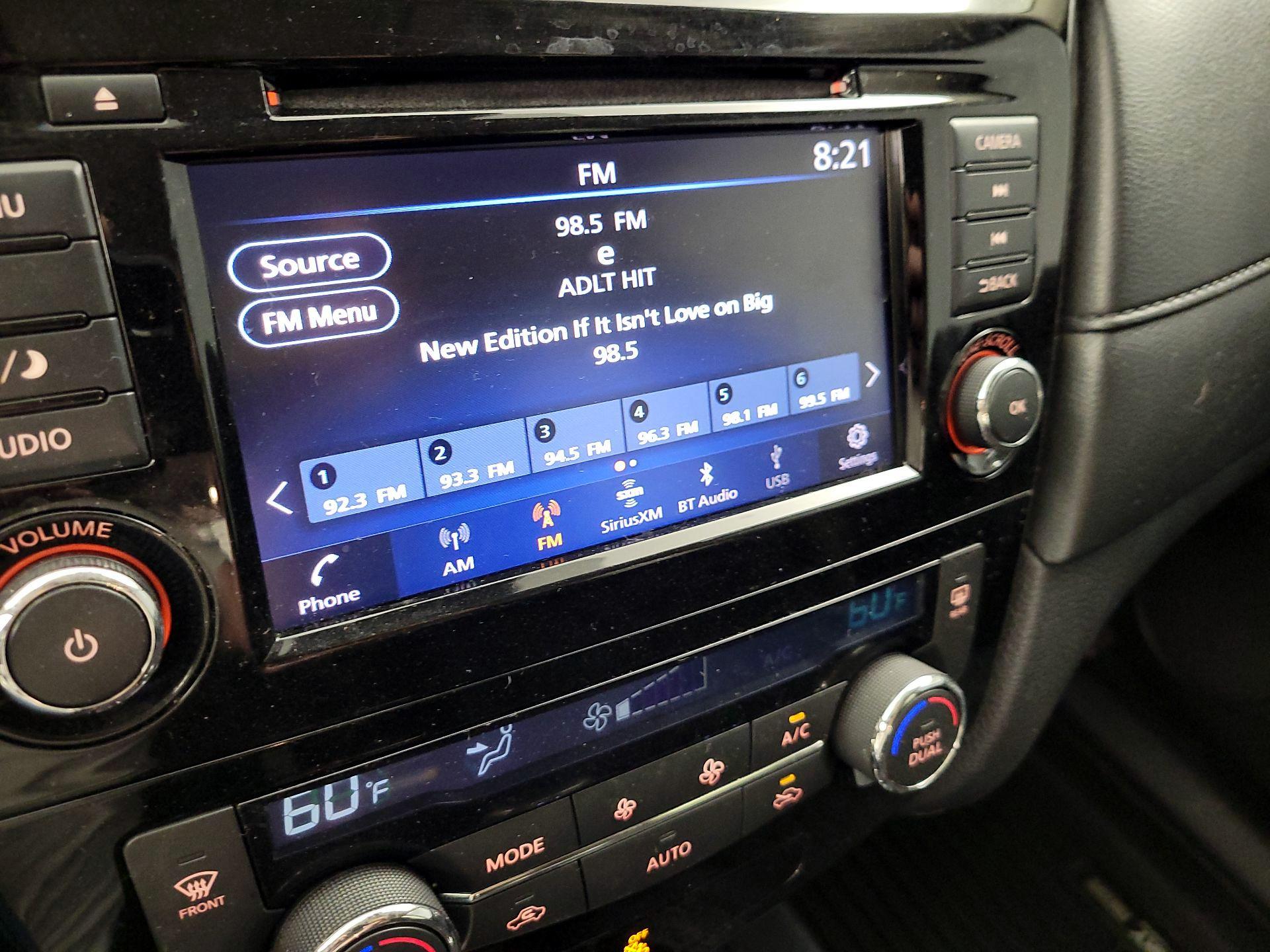 Thumbnail: 2019 Nissan Rogue - 11