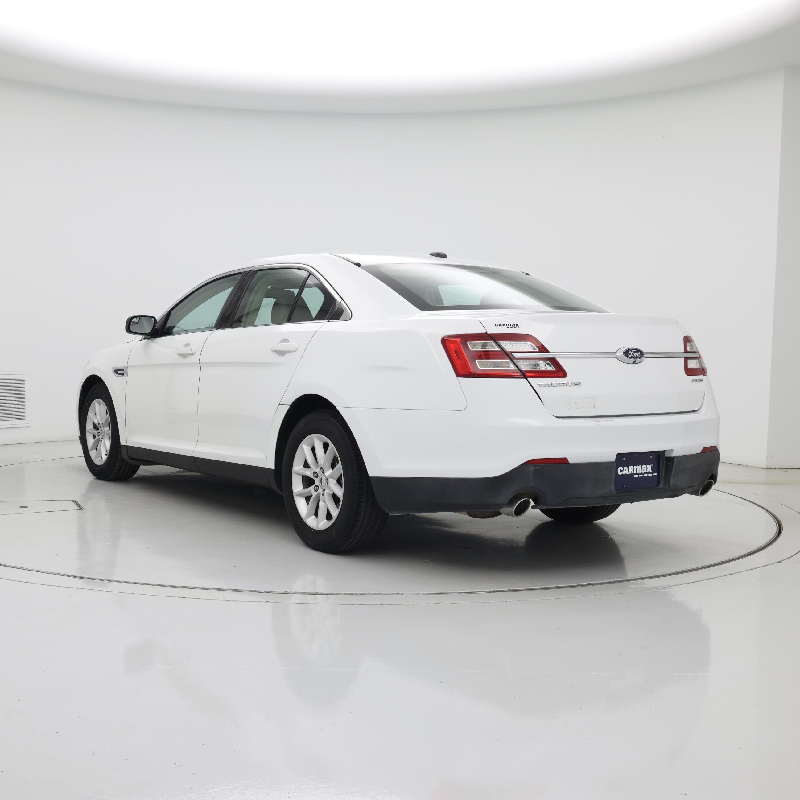 Thumbnail: 2015 Ford Taurus - 2