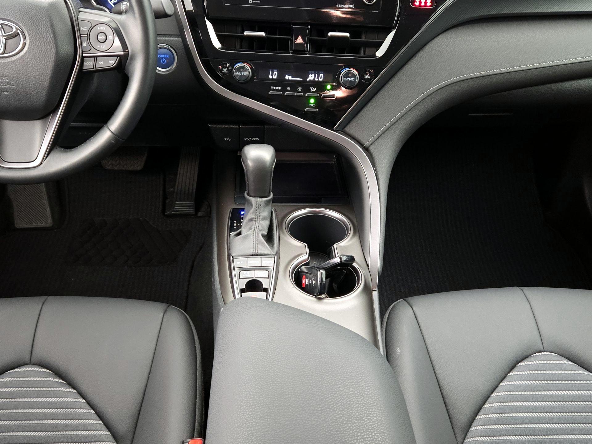 Thumbnail: 2023 Toyota Camry - 17