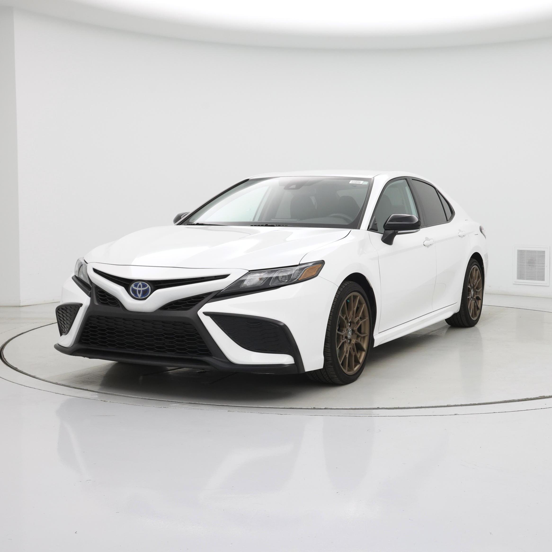 Thumbnail: 2023 Toyota Camry - 4