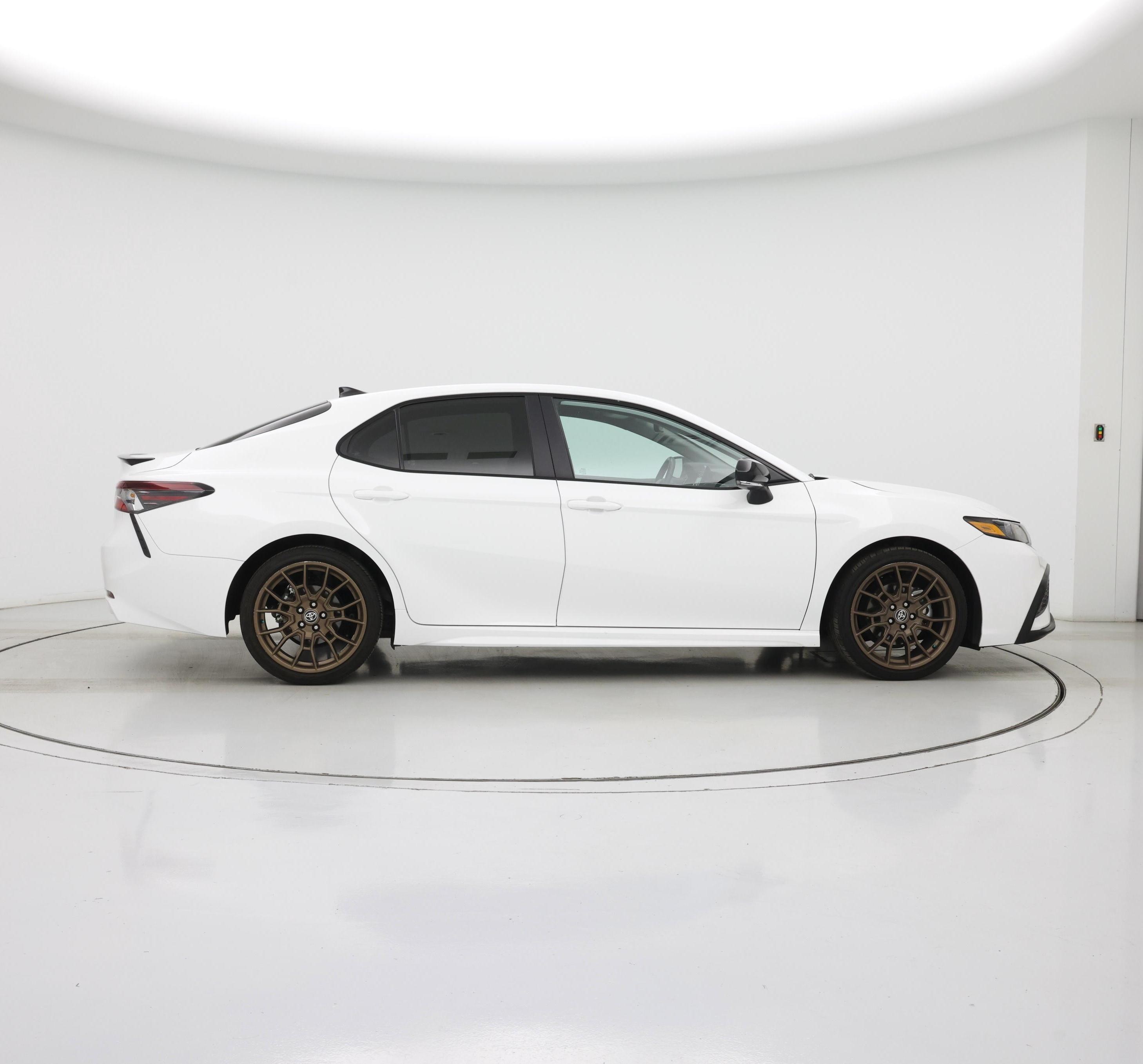 Thumbnail: 2023 Toyota Camry - 7