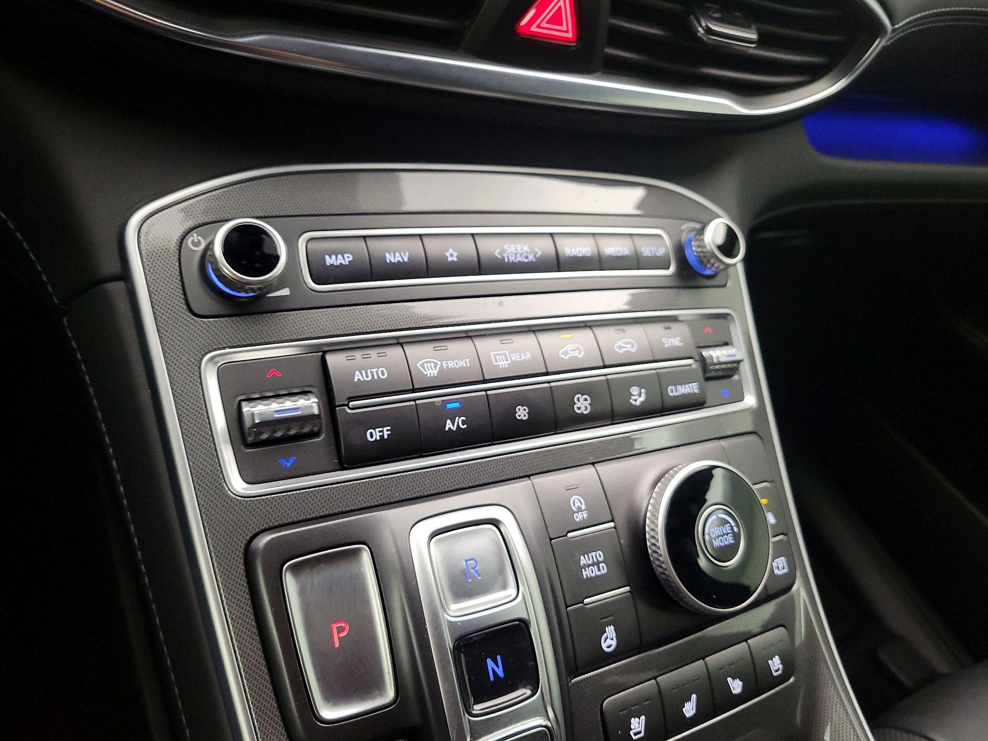 Thumbnail: 2022 Hyundai Santa Fe - 17