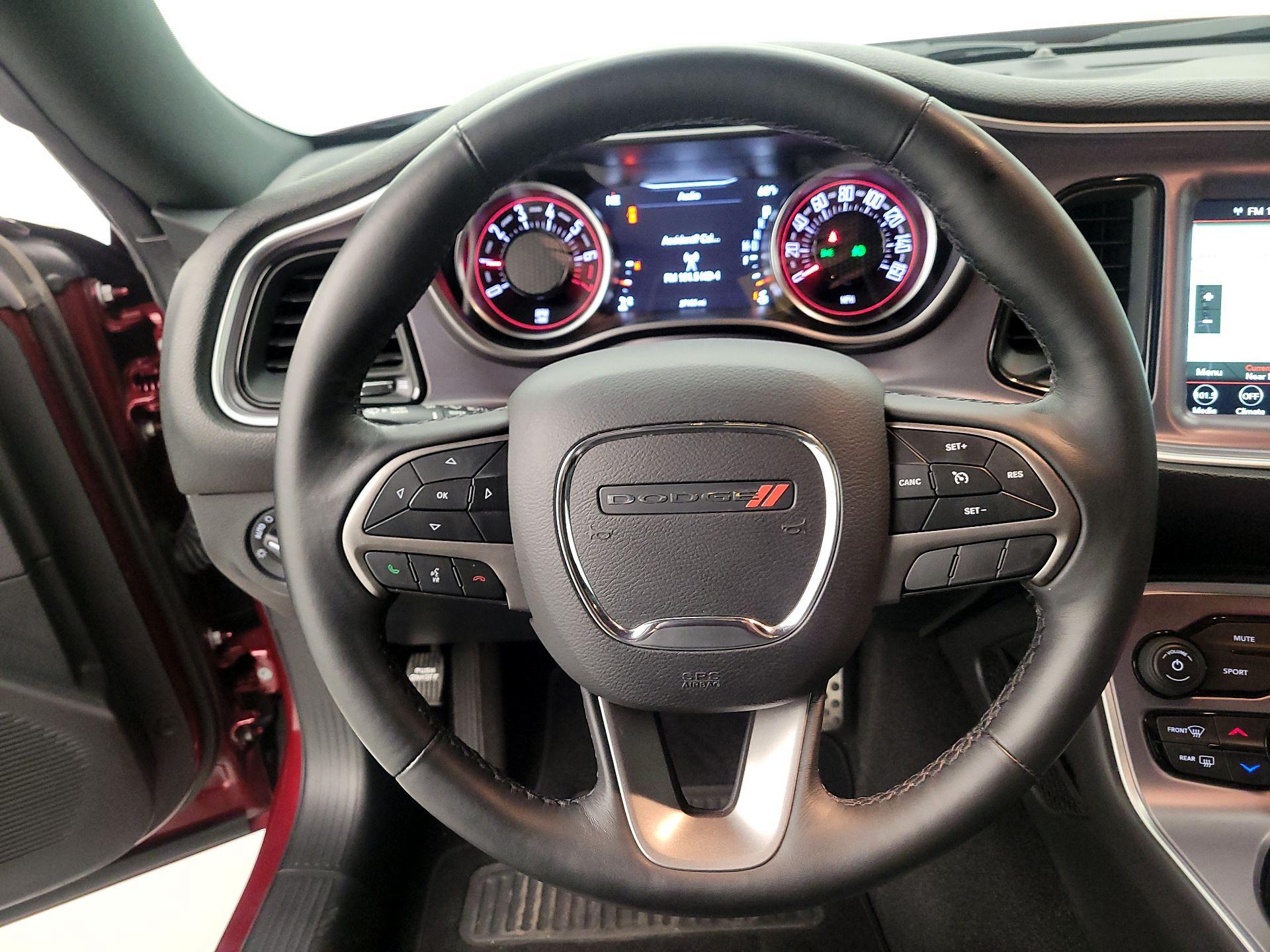 Thumbnail: 2019 Dodge Challenger - 10