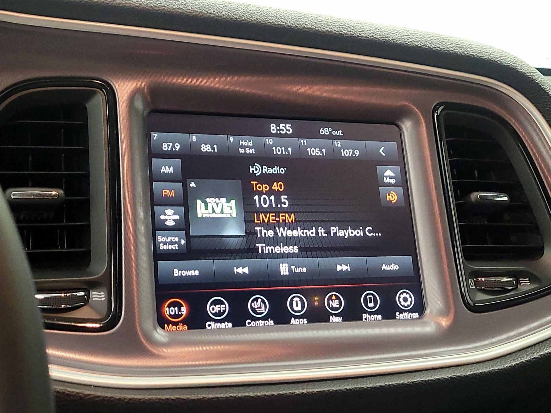 Thumbnail: 2019 Dodge Challenger - 16