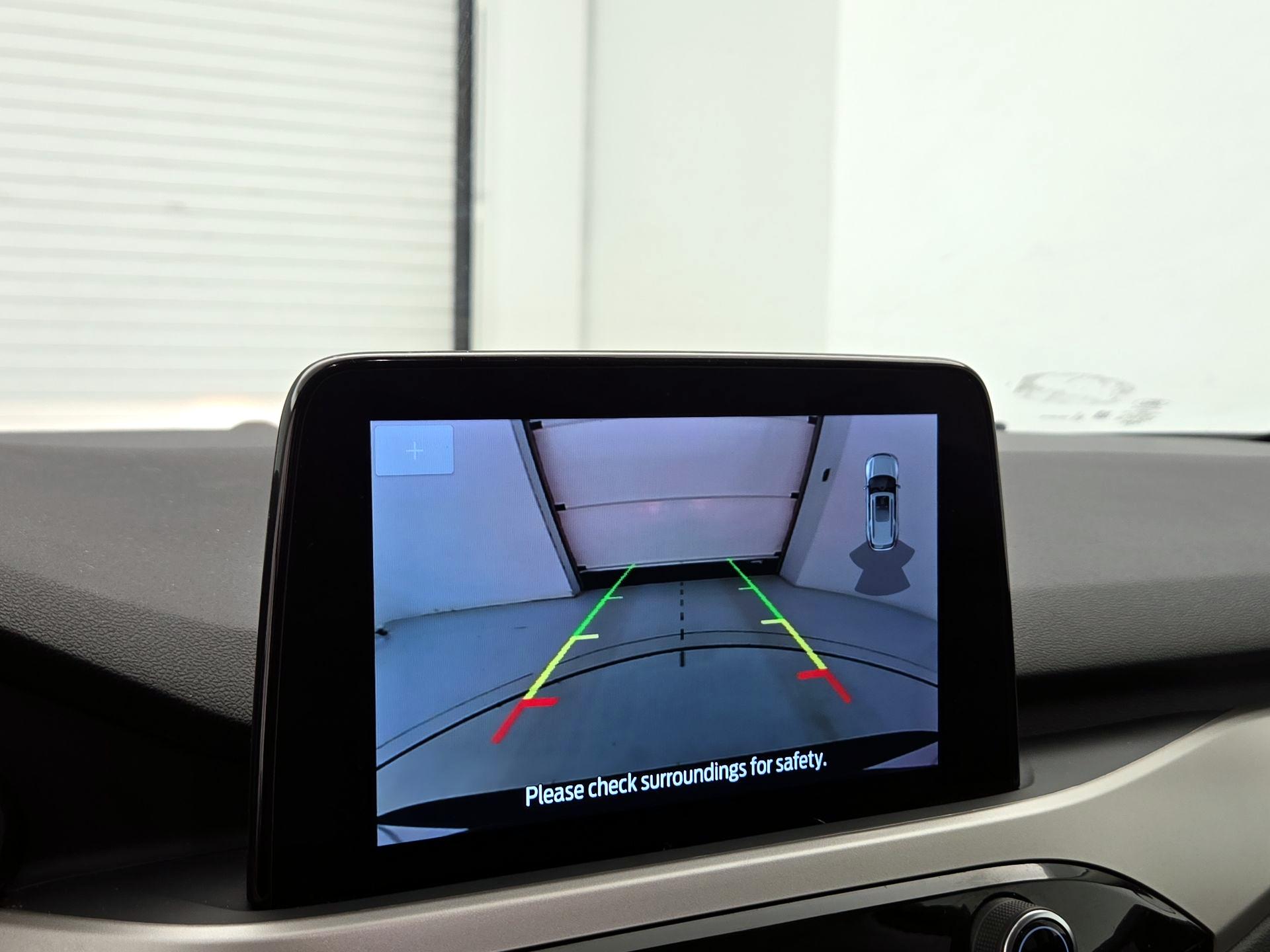 Thumbnail: 2022 Ford Escape - 14