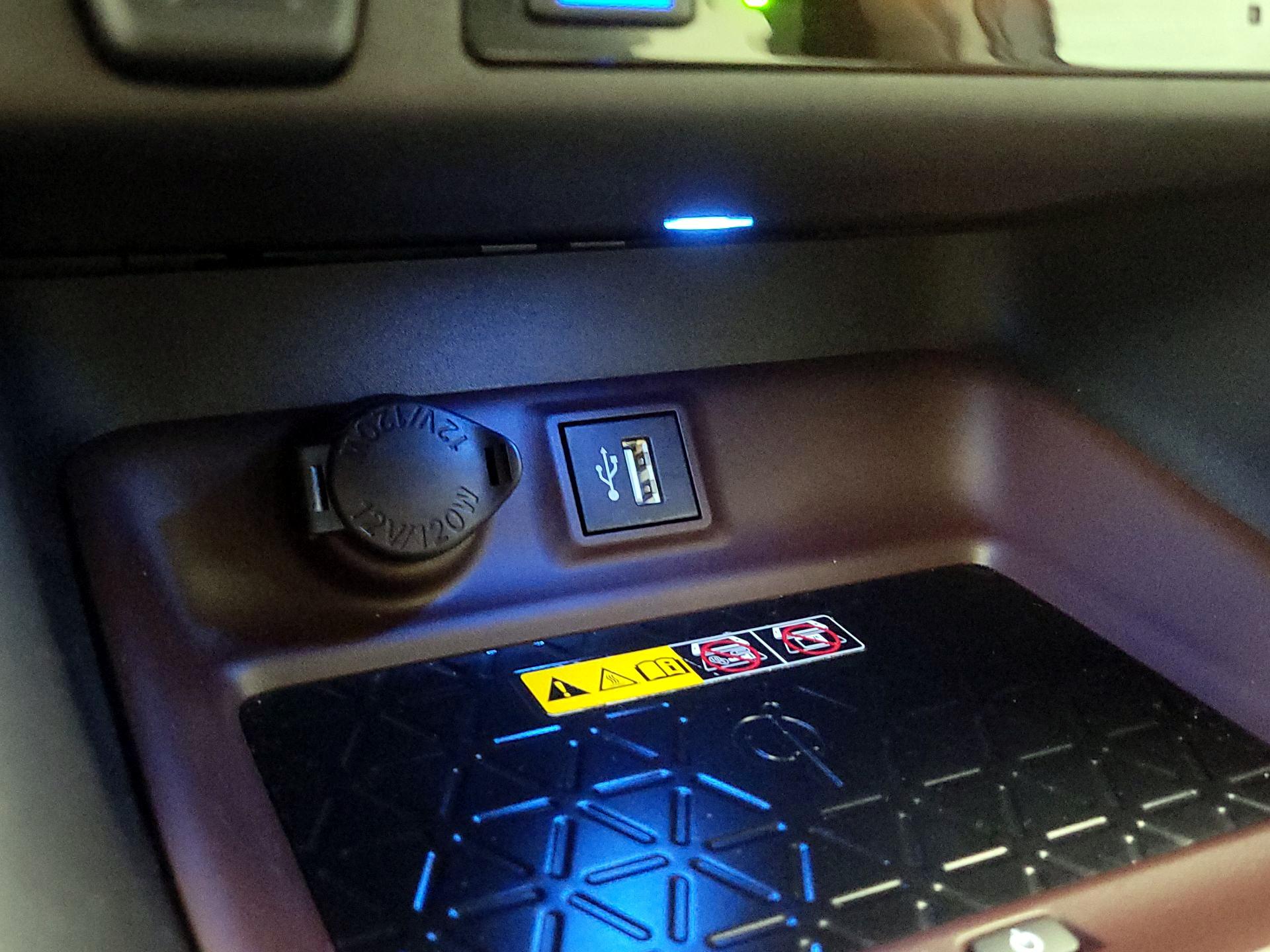 Thumbnail: 2023 Toyota RAV4 - 18