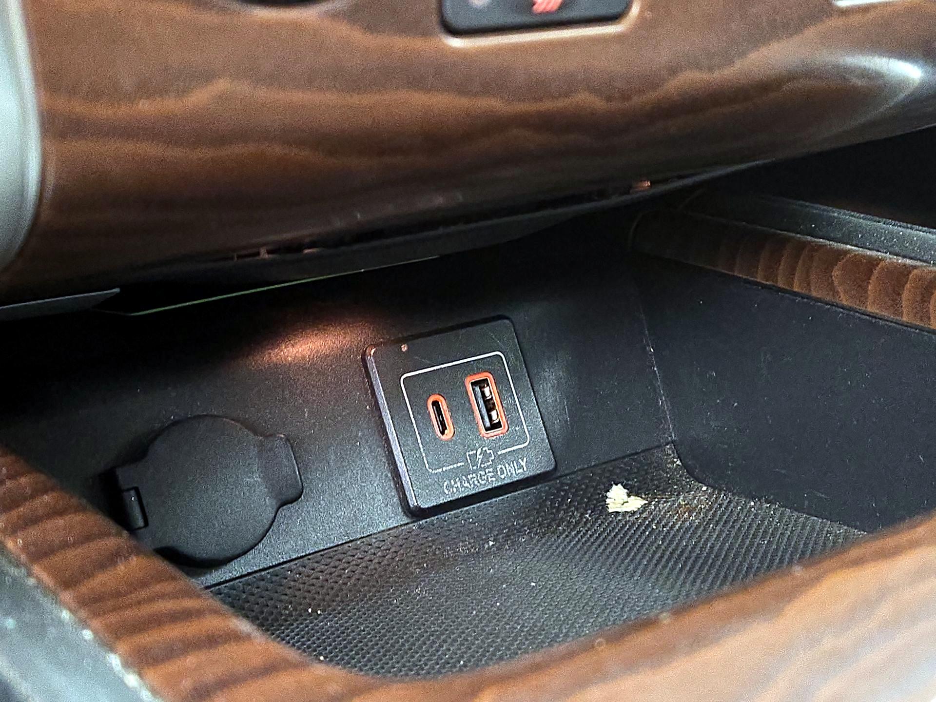 Thumbnail: 2019 Nissan Pathfinder - 19