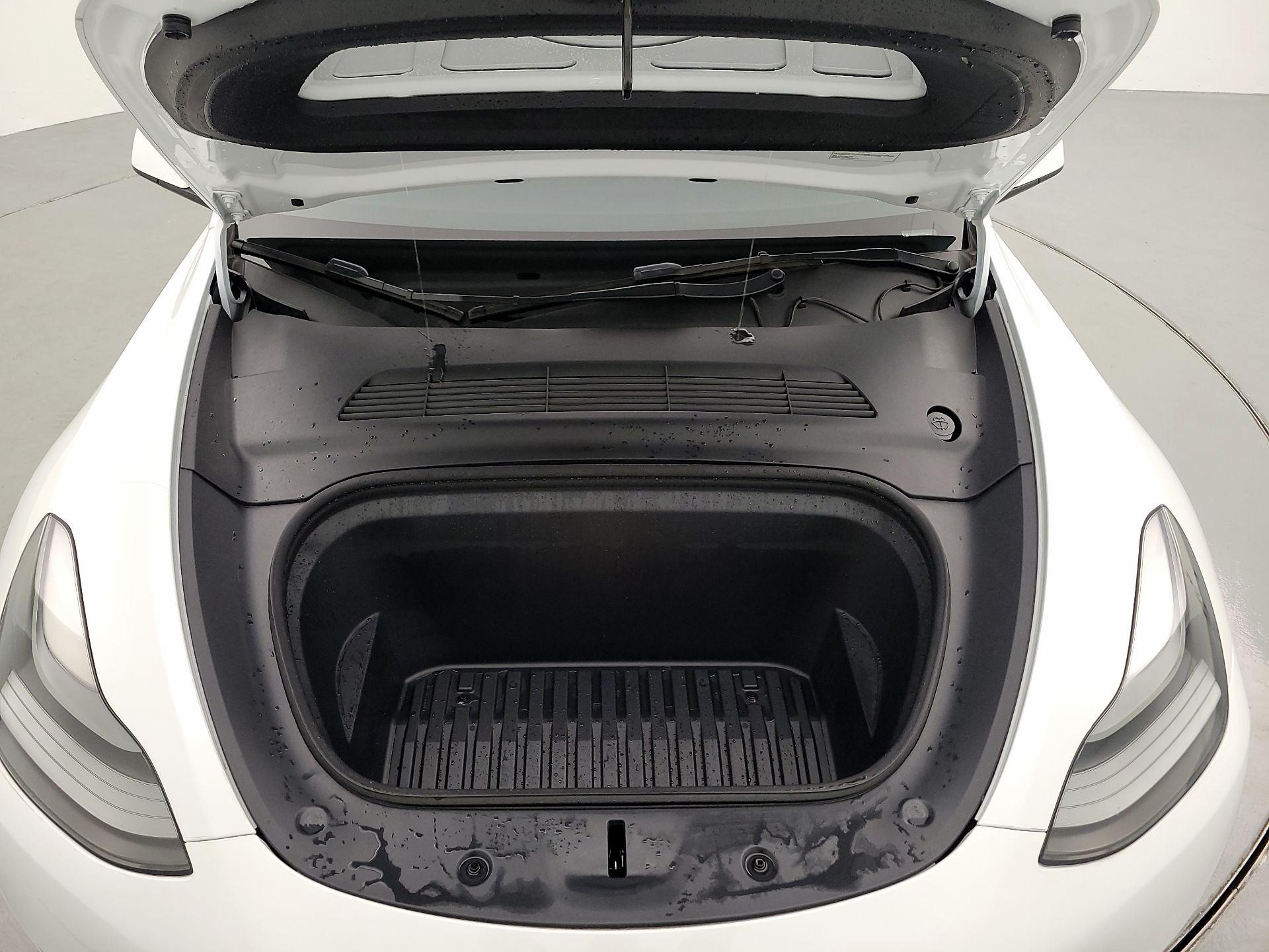 Thumbnail: 2023 Tesla Model Y - 20