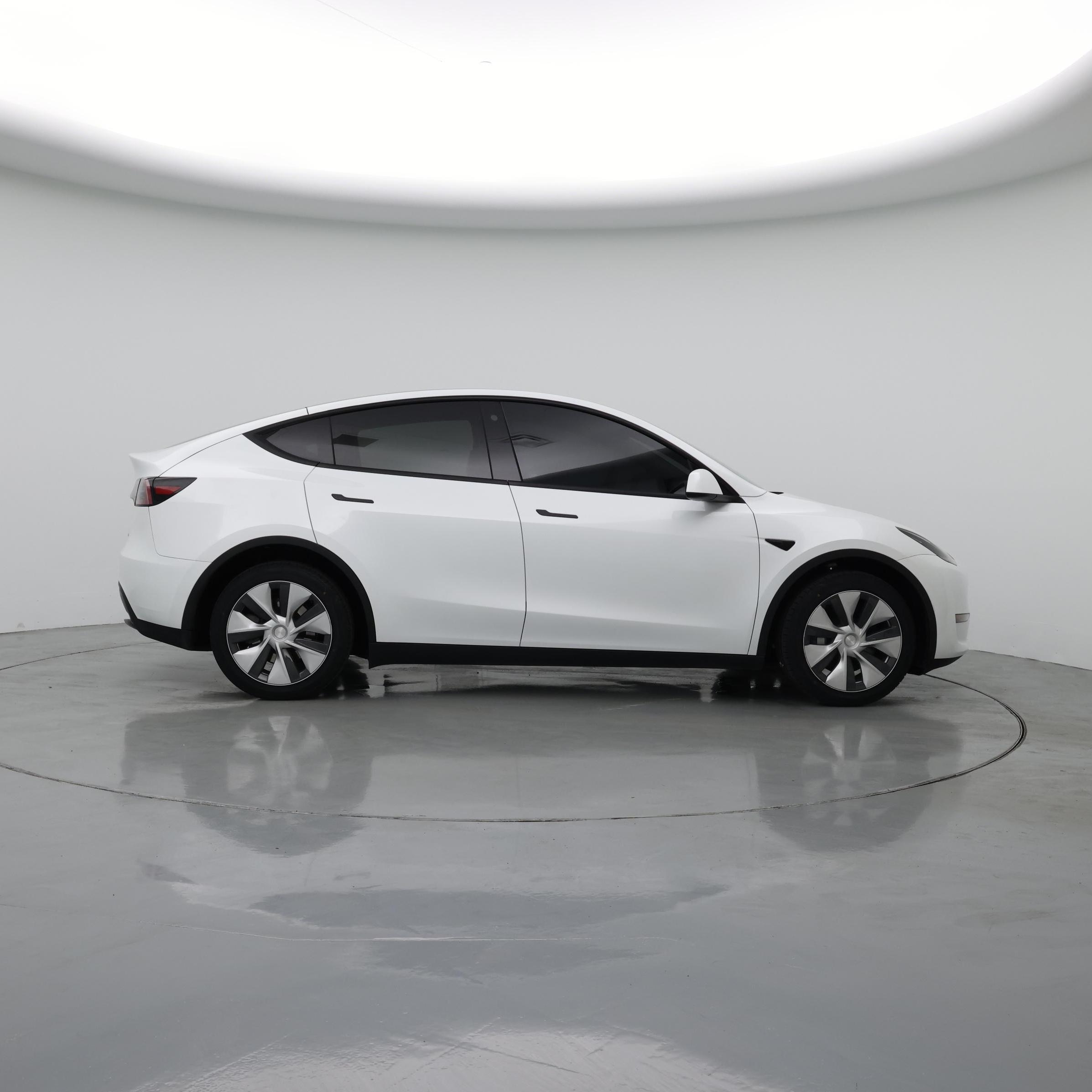 Thumbnail: 2023 Tesla Model Y - 7