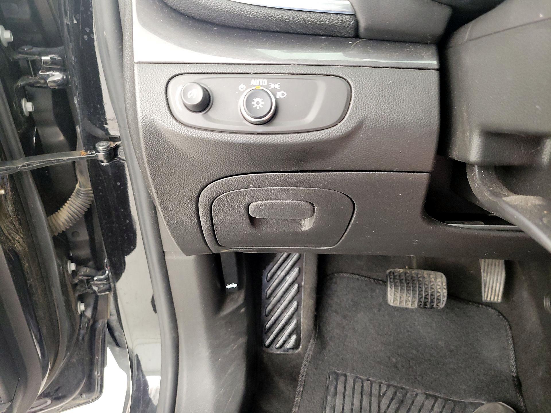 Thumbnail: 2022 Buick Encore - 13