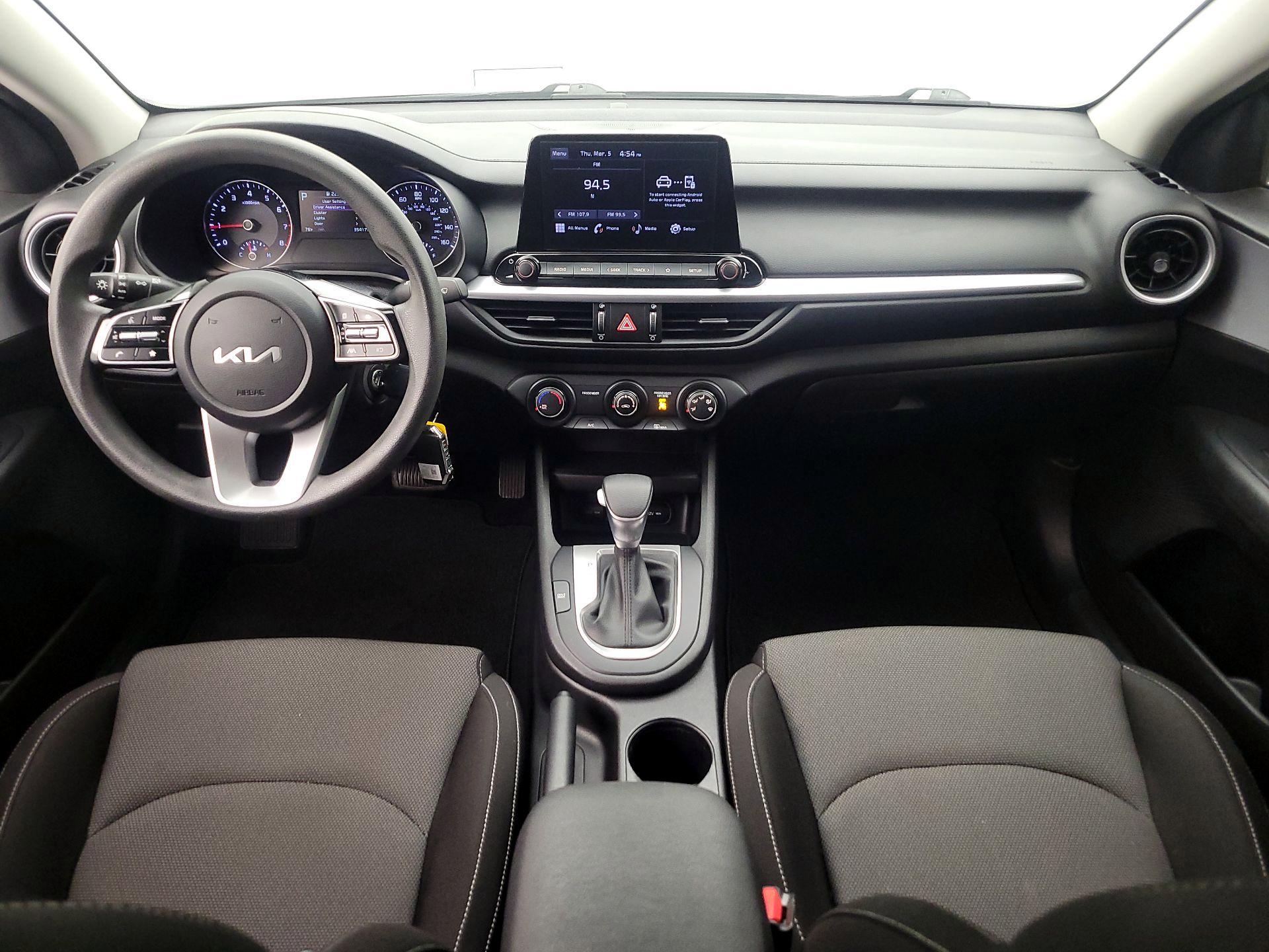 Thumbnail: 2023 Kia Forte - 9