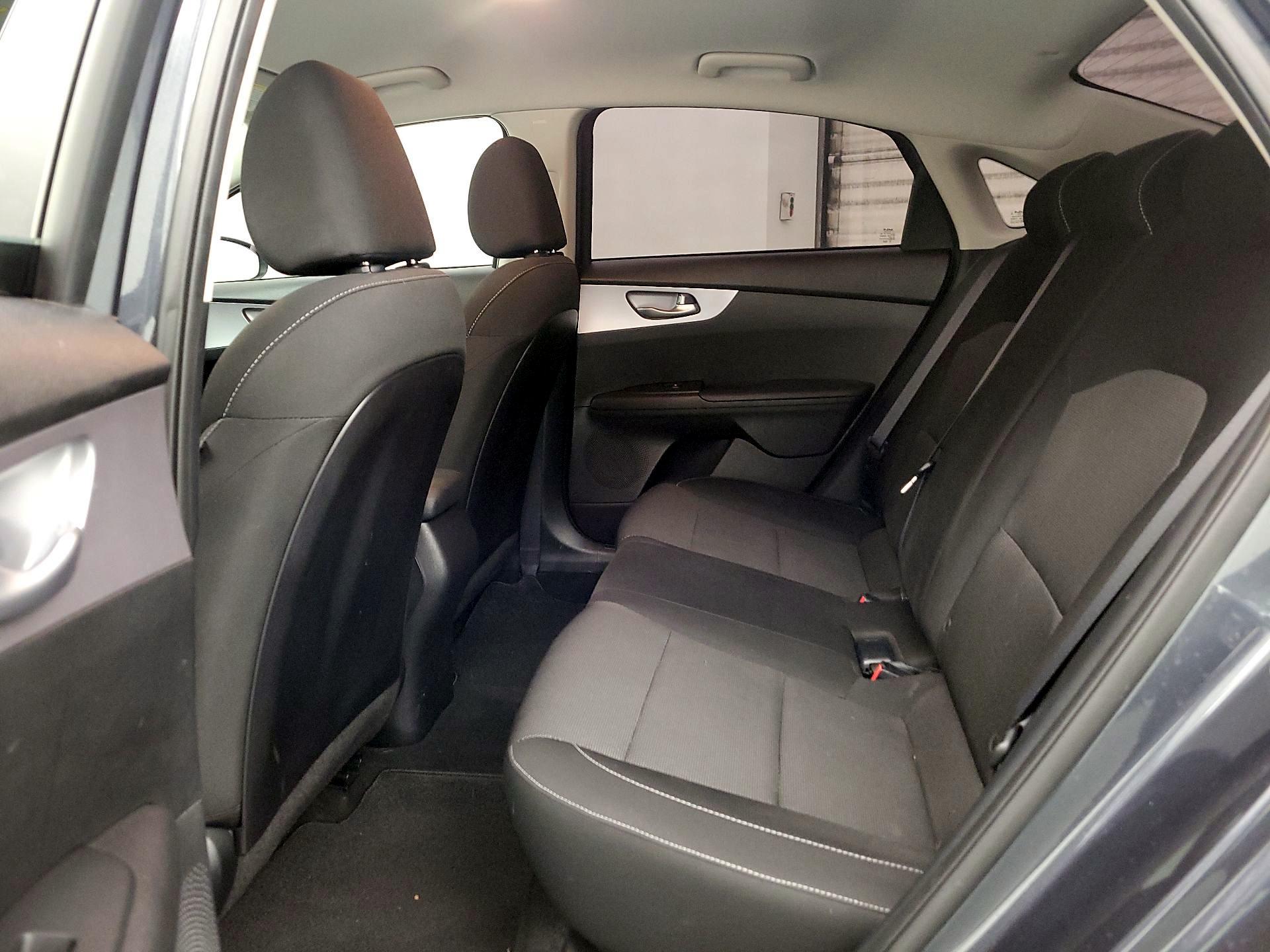 Thumbnail: 2023 Kia Forte - 19