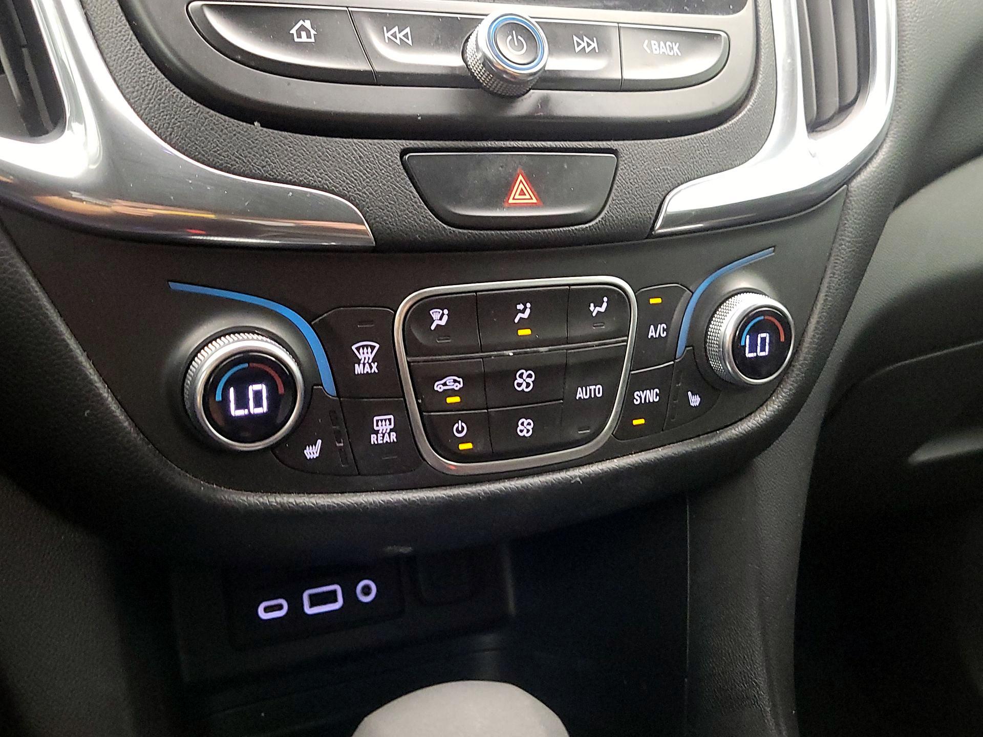 Thumbnail: 2020 Chevrolet Equinox - 16