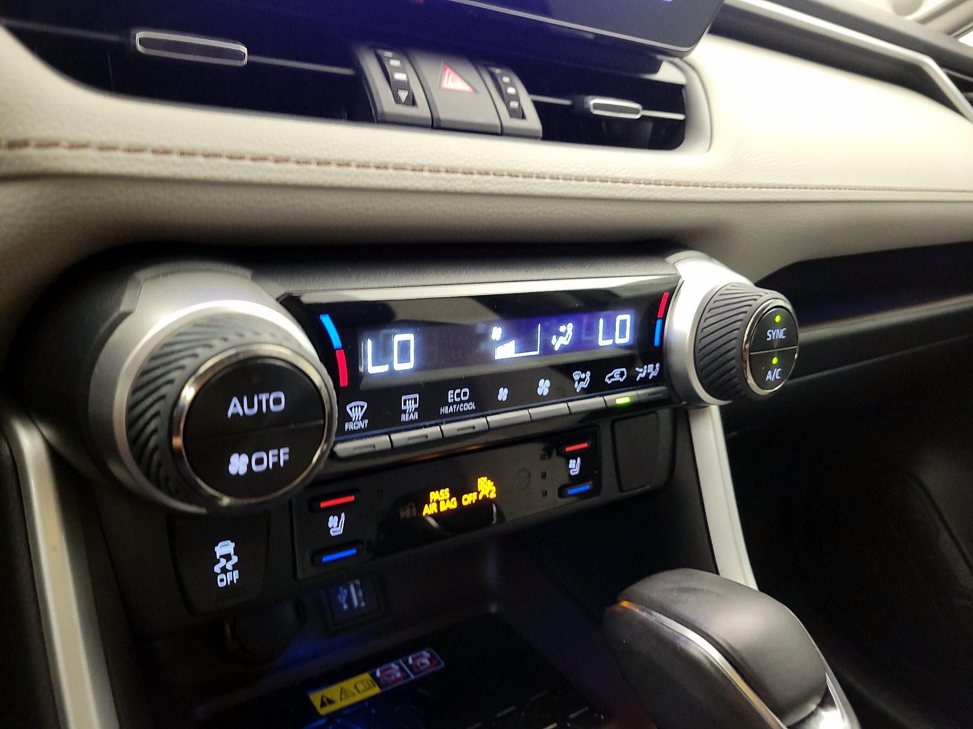 Thumbnail: 2023 Toyota RAV4 - 16