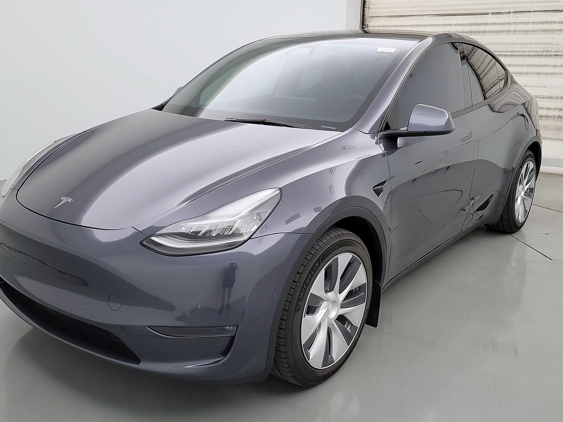 Thumbnail: 2021 Tesla Model Y - 3