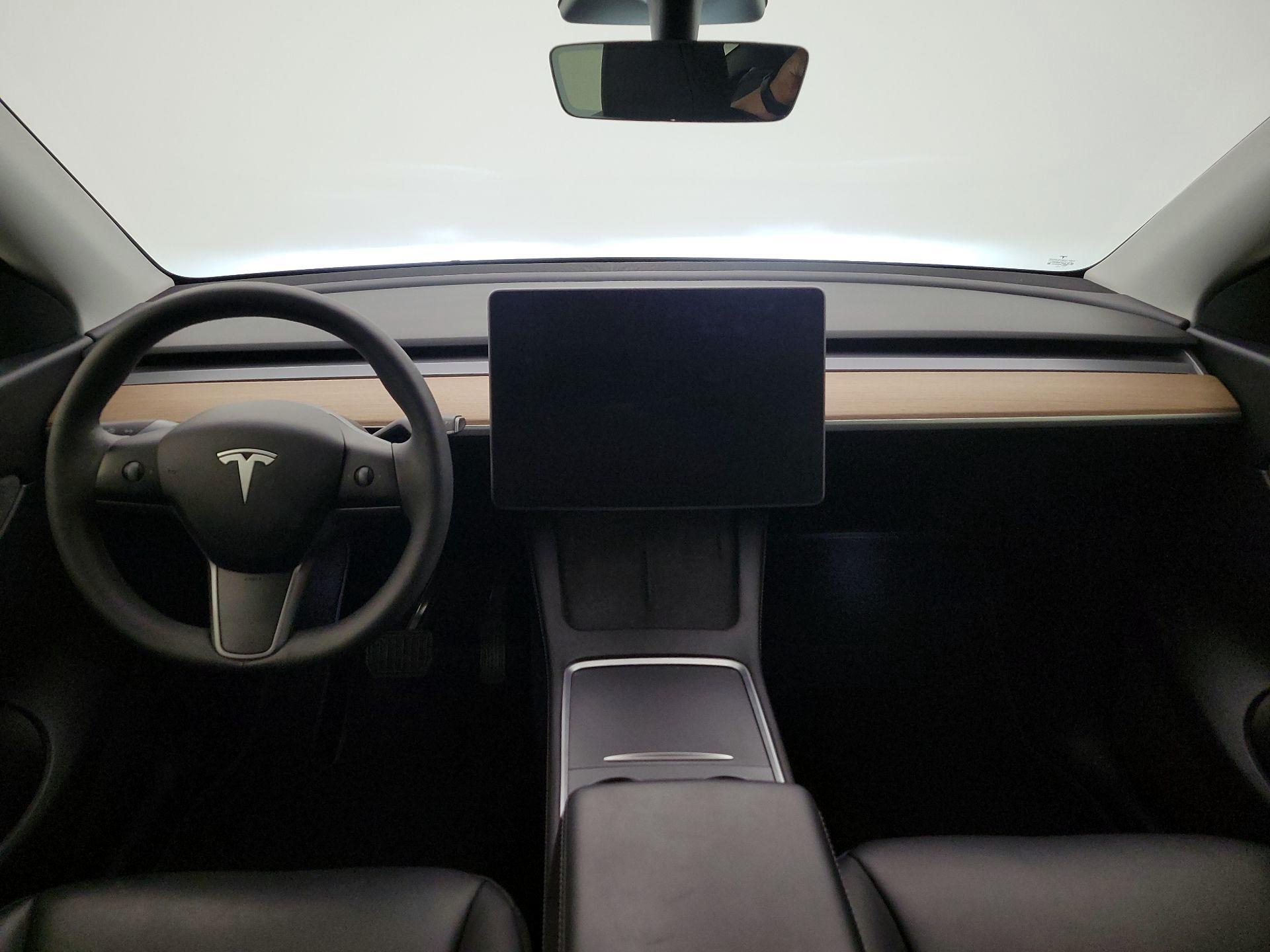 Thumbnail: 2021 Tesla Model Y - 8