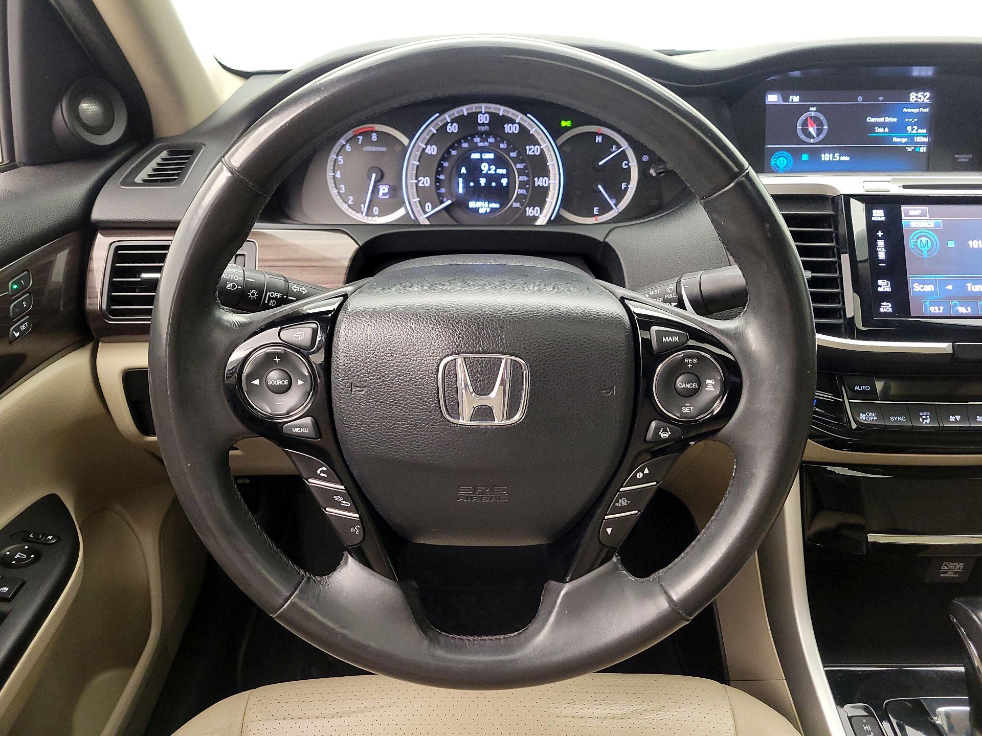 Thumbnail: 2017 Honda Accord - 10