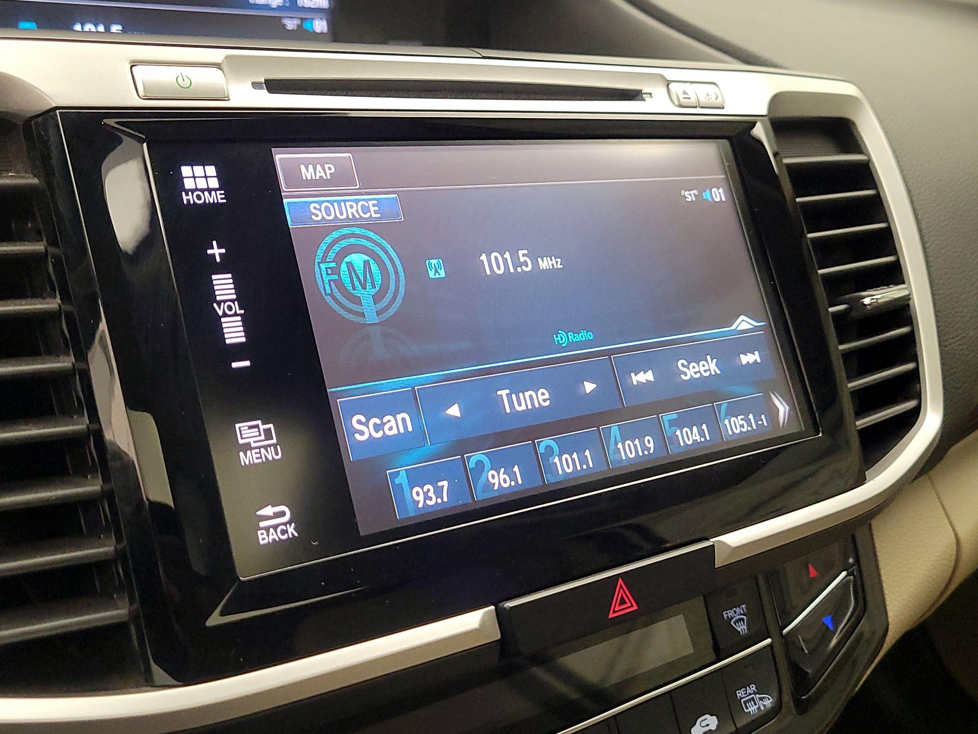 Thumbnail: 2017 Honda Accord - 15