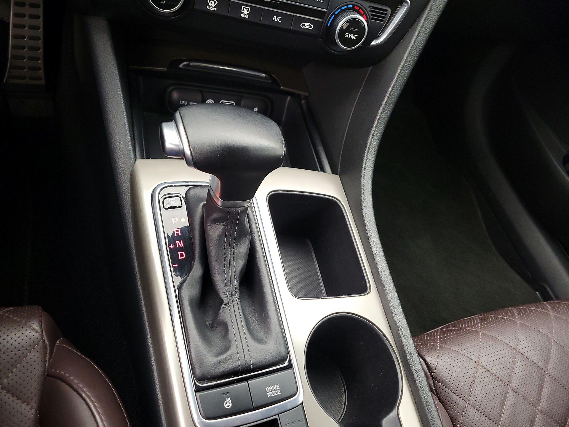 Thumbnail: 2016 Kia Optima - 18