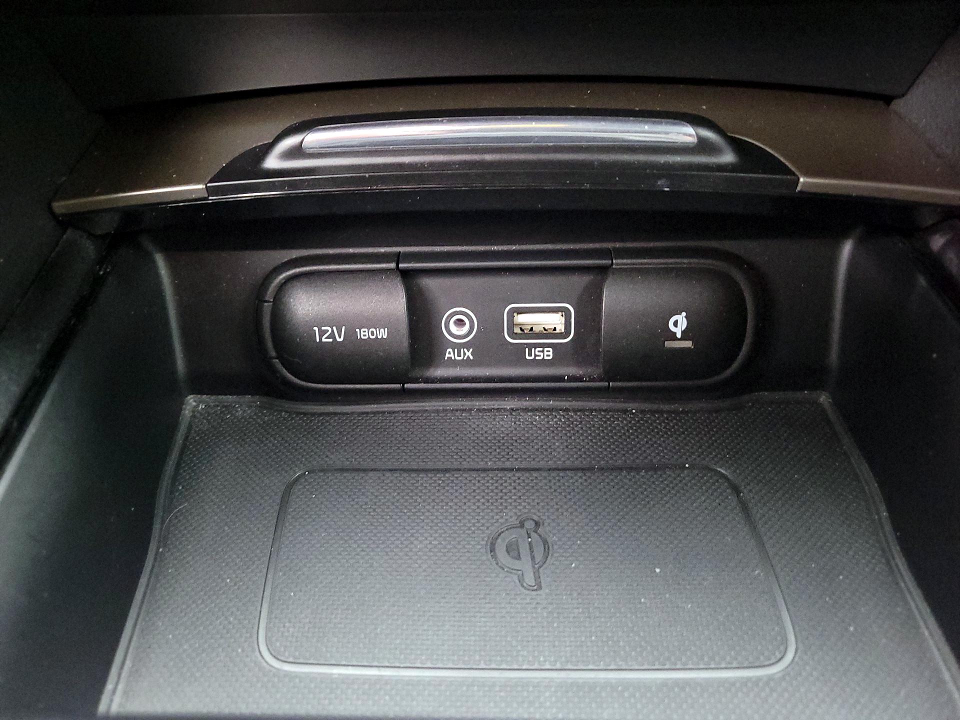 Thumbnail: 2016 Kia Optima - 19