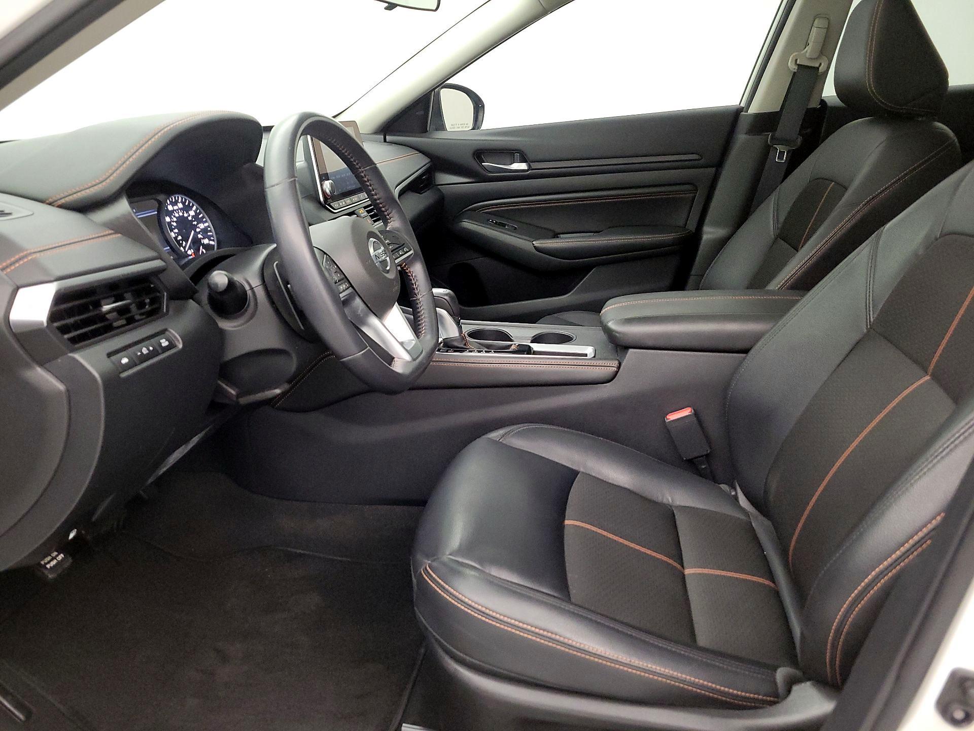 Thumbnail: 2022 Nissan Altima - 11