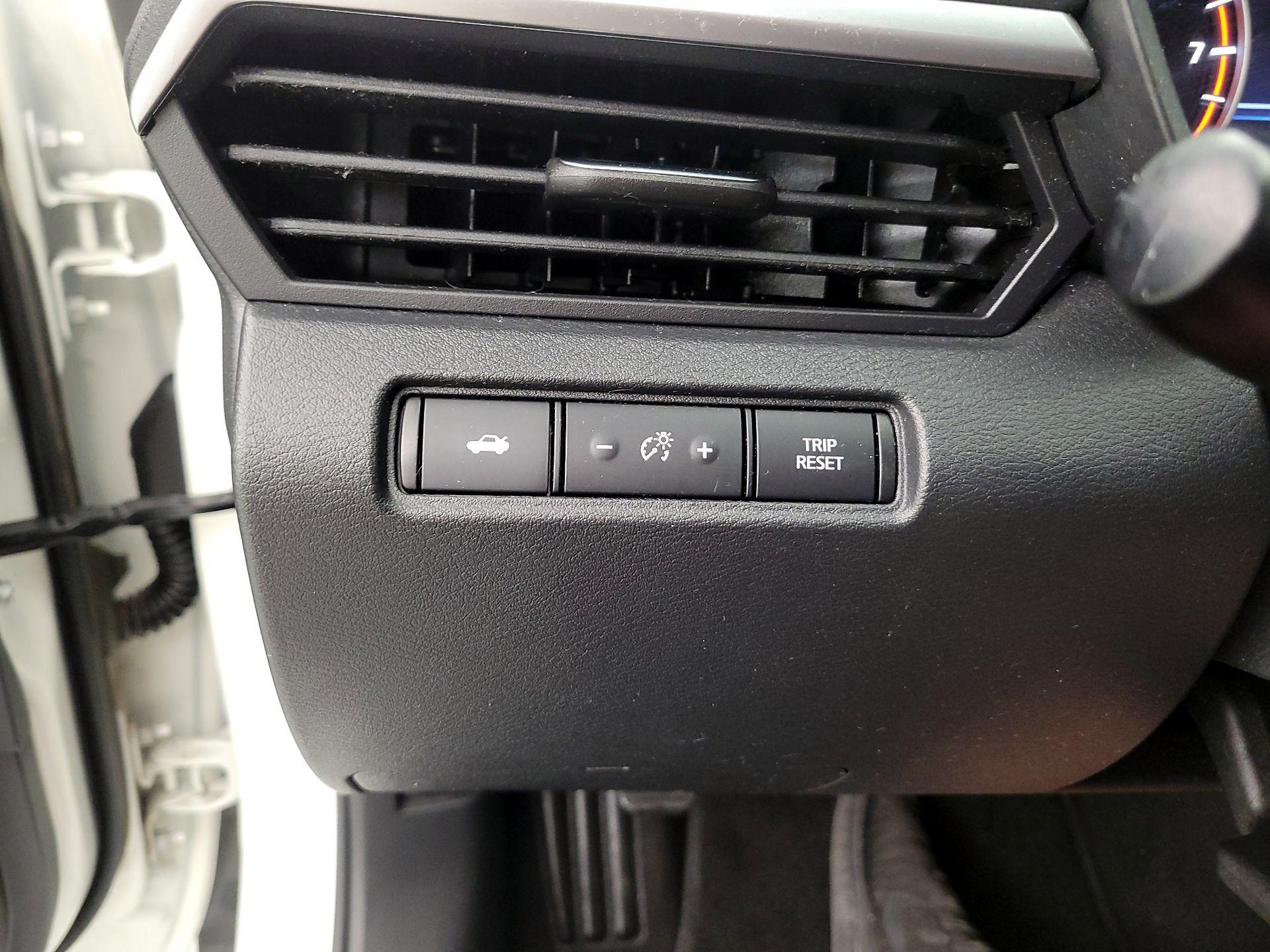 Thumbnail: 2022 Nissan Altima - 13