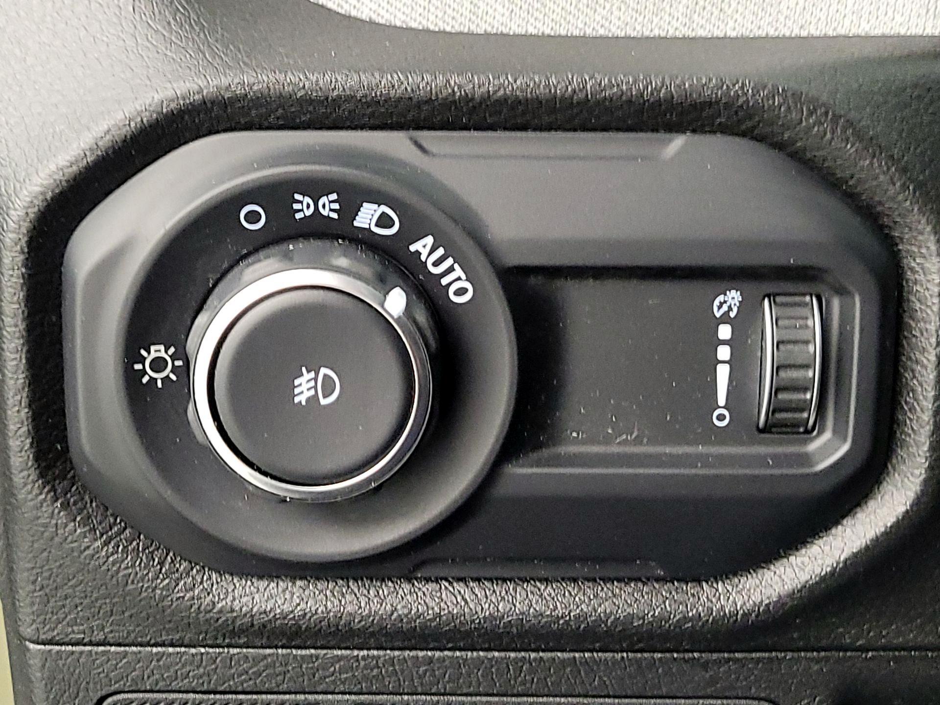 Thumbnail: 2025 Jeep Wrangler - 13