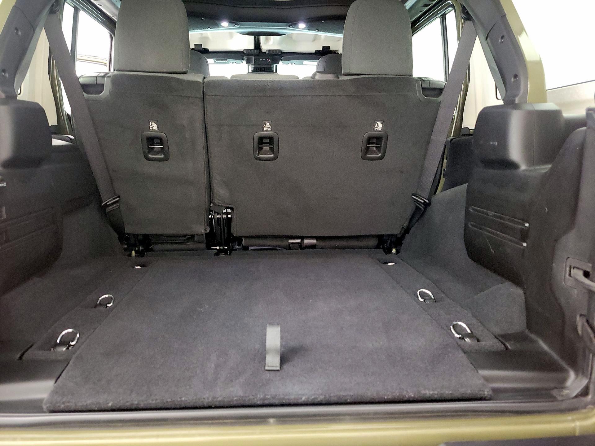 Thumbnail: 2025 Jeep Wrangler - 20