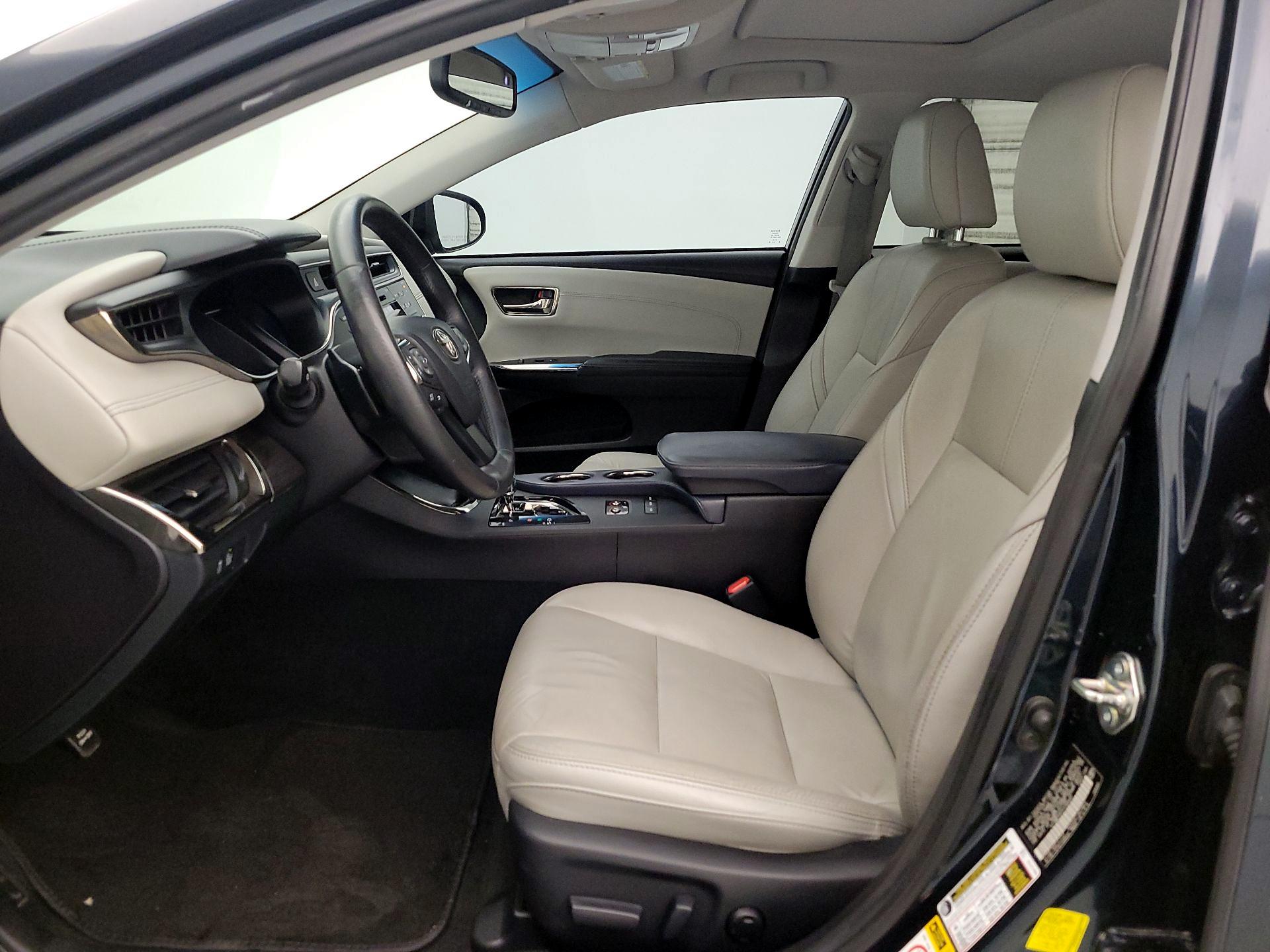 Thumbnail: 2015 Toyota Avalon - 11