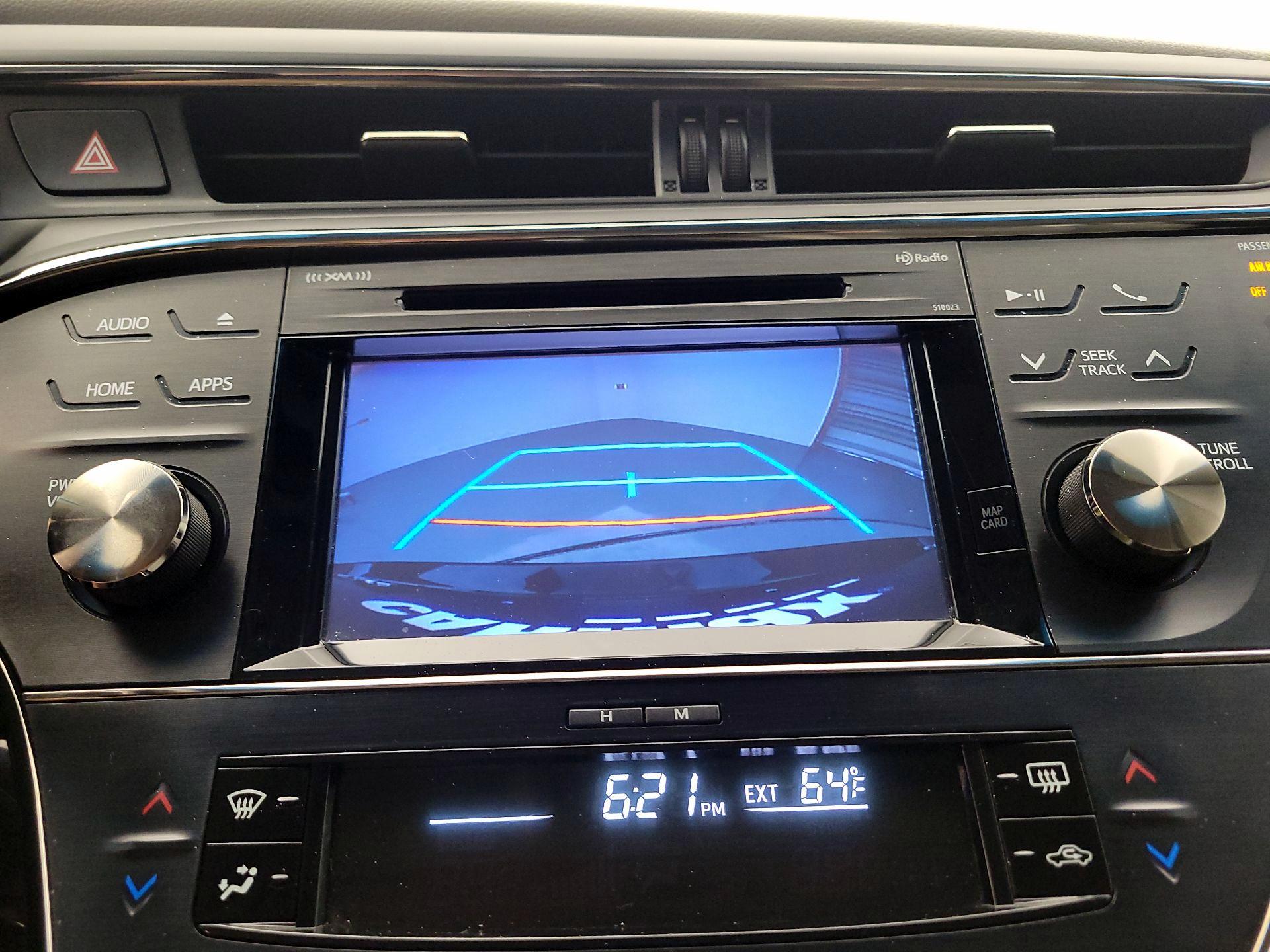 Thumbnail: 2015 Toyota Avalon - 14