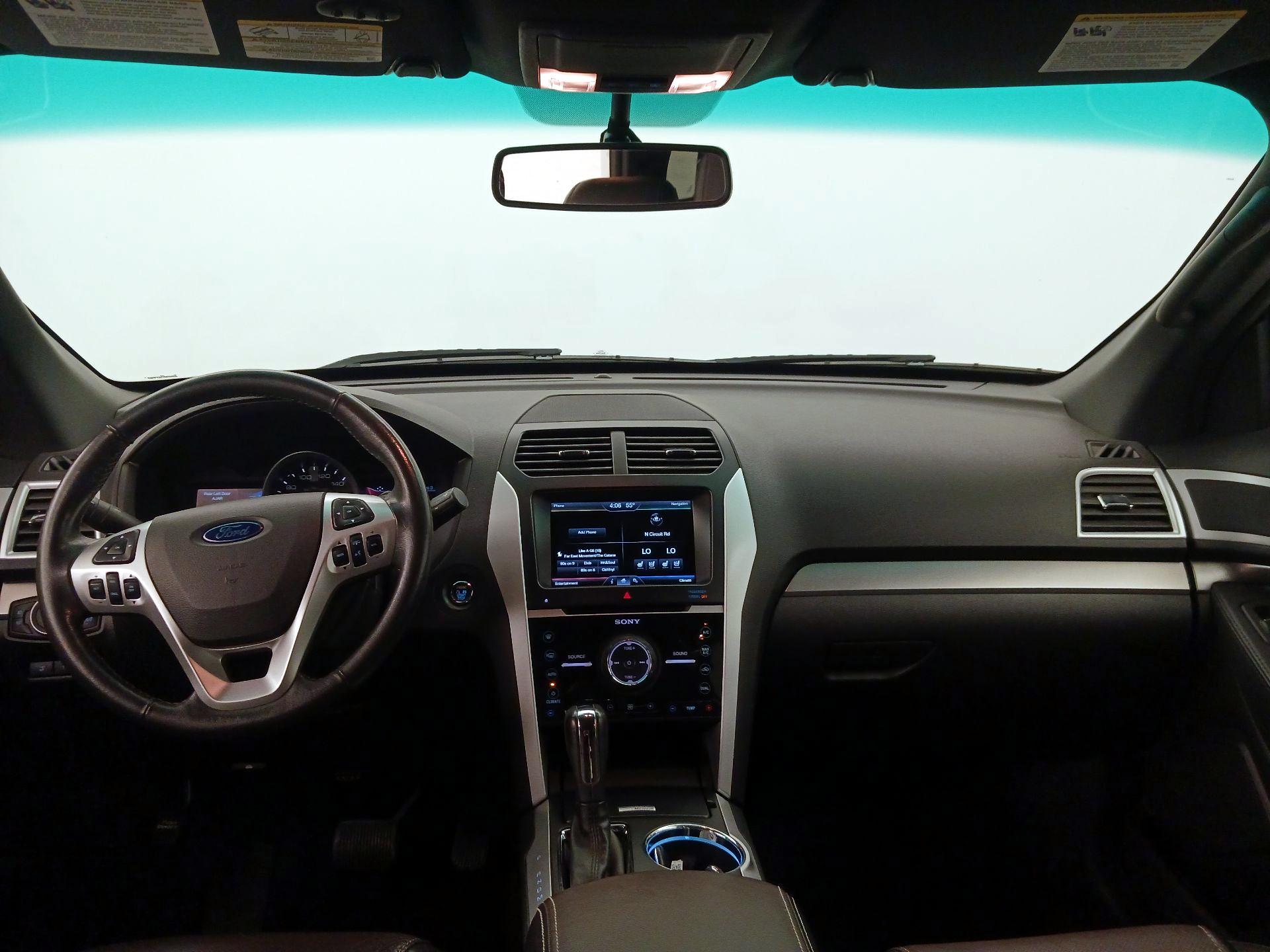 Thumbnail: 2014 Ford Explorer - 9