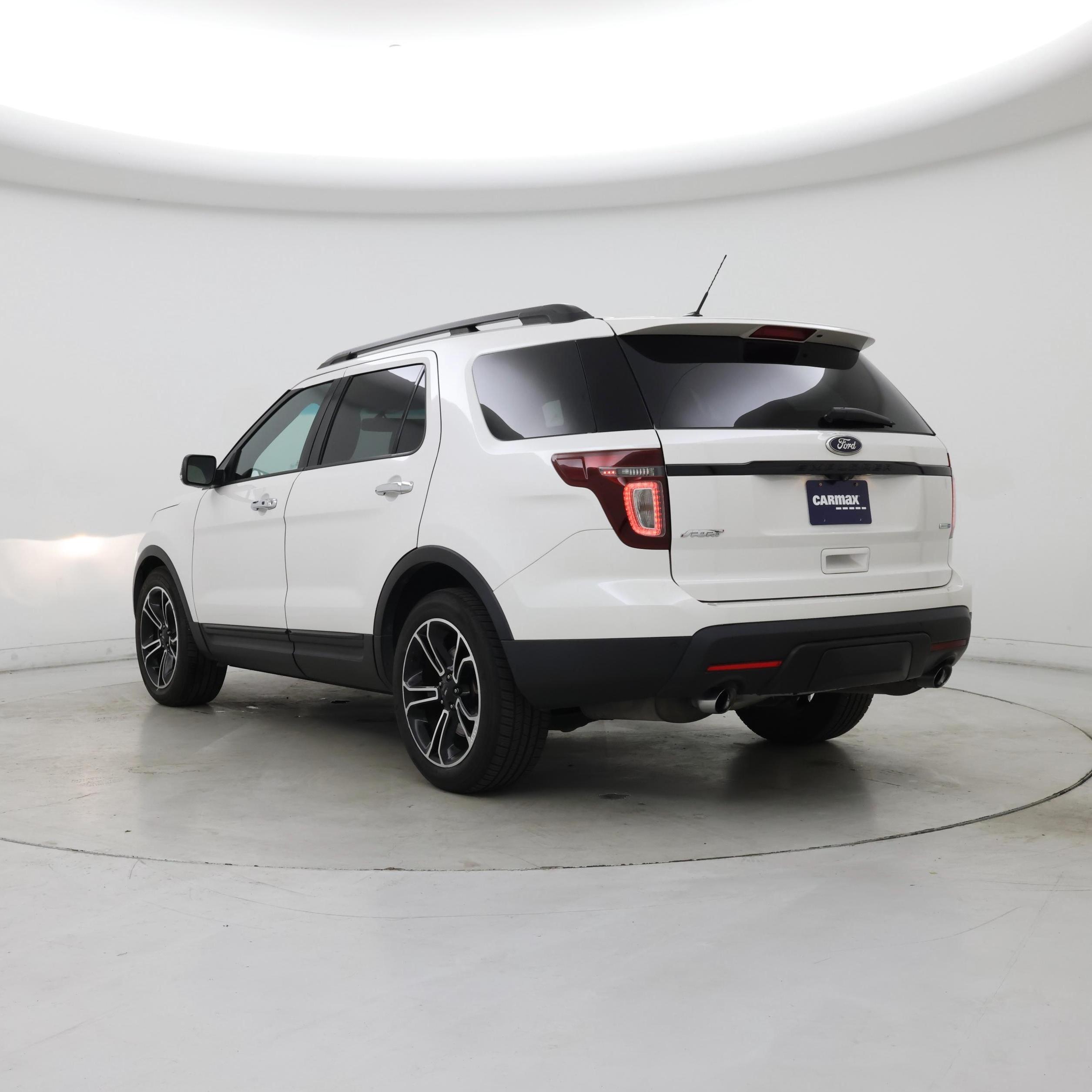 Thumbnail: 2014 Ford Explorer - 2