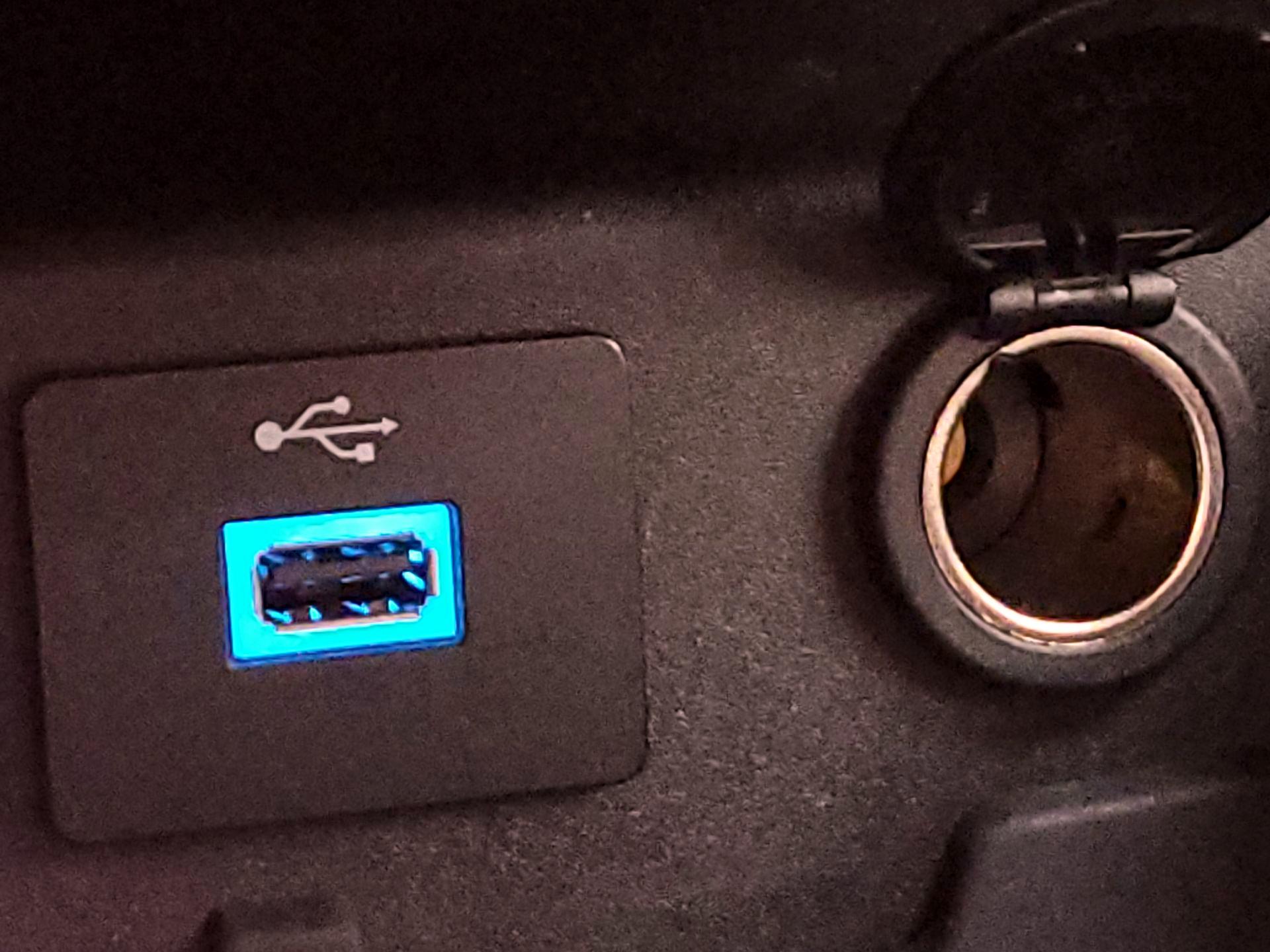 Thumbnail: 2018 Ford Fusion - 18