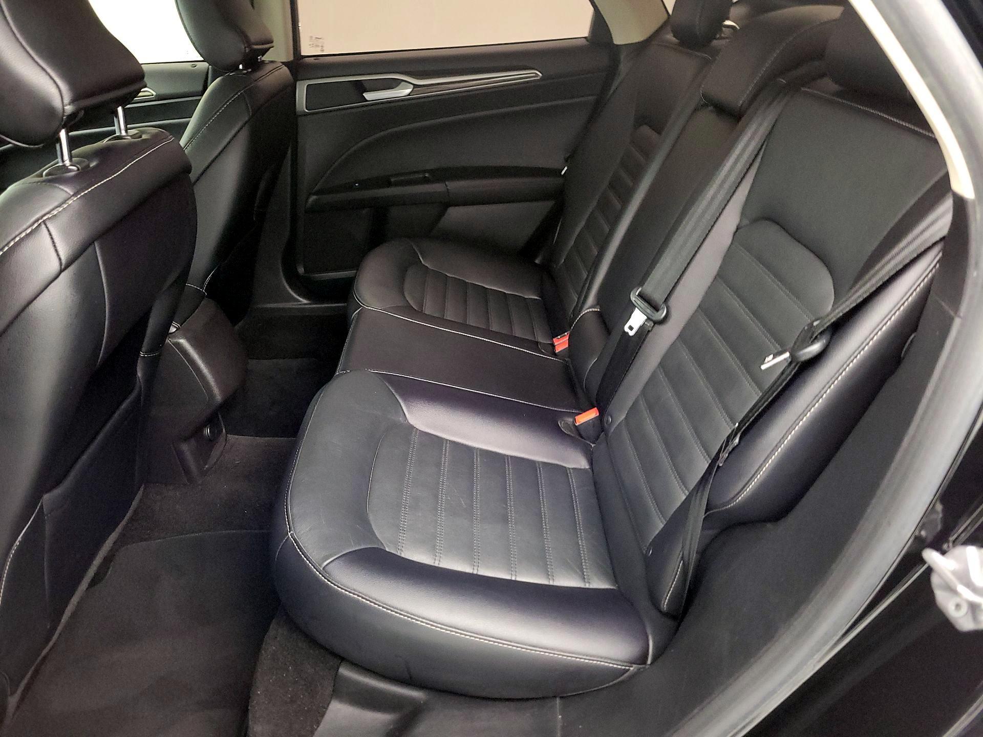 Thumbnail: 2018 Ford Fusion - 19