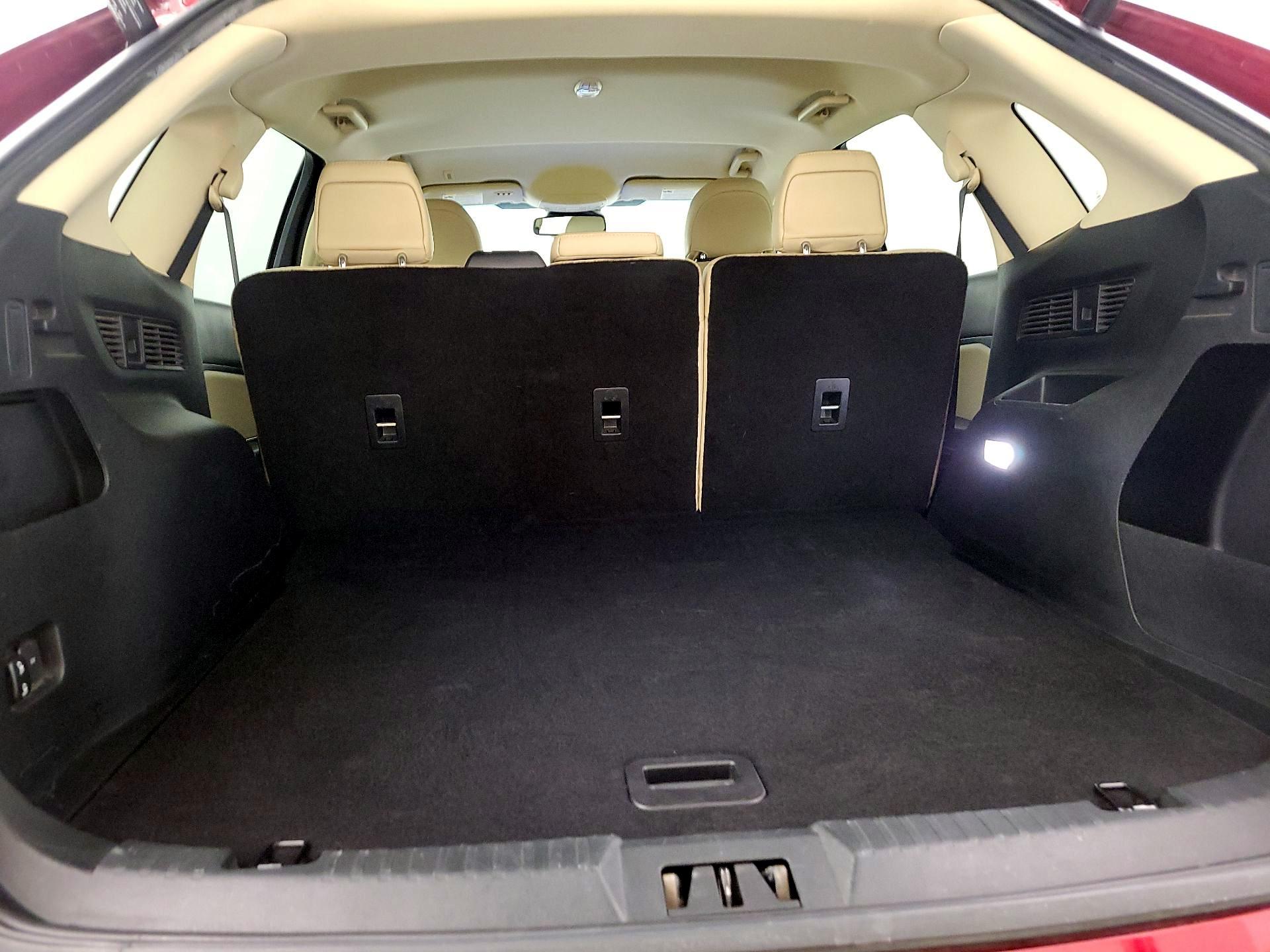 Thumbnail: 2019 Ford Edge - 18