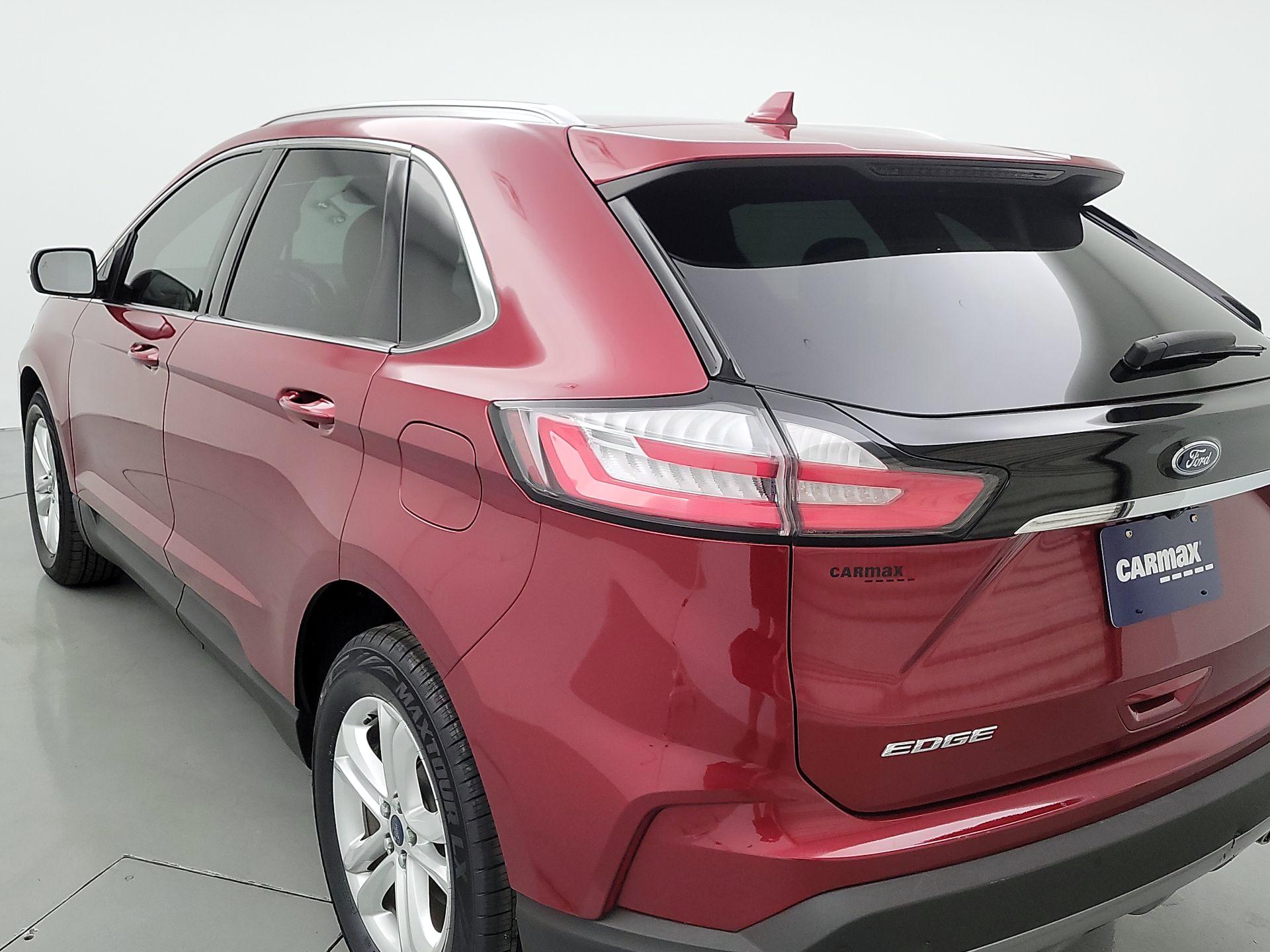 Thumbnail: 2019 Ford Edge - 7