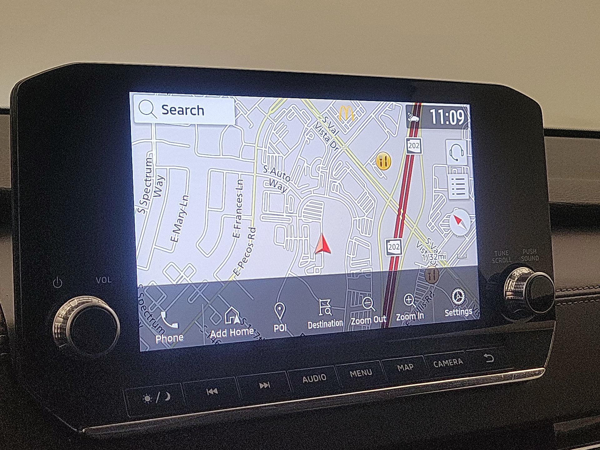 Thumbnail: 2024 Mitsubishi Outlander - 14